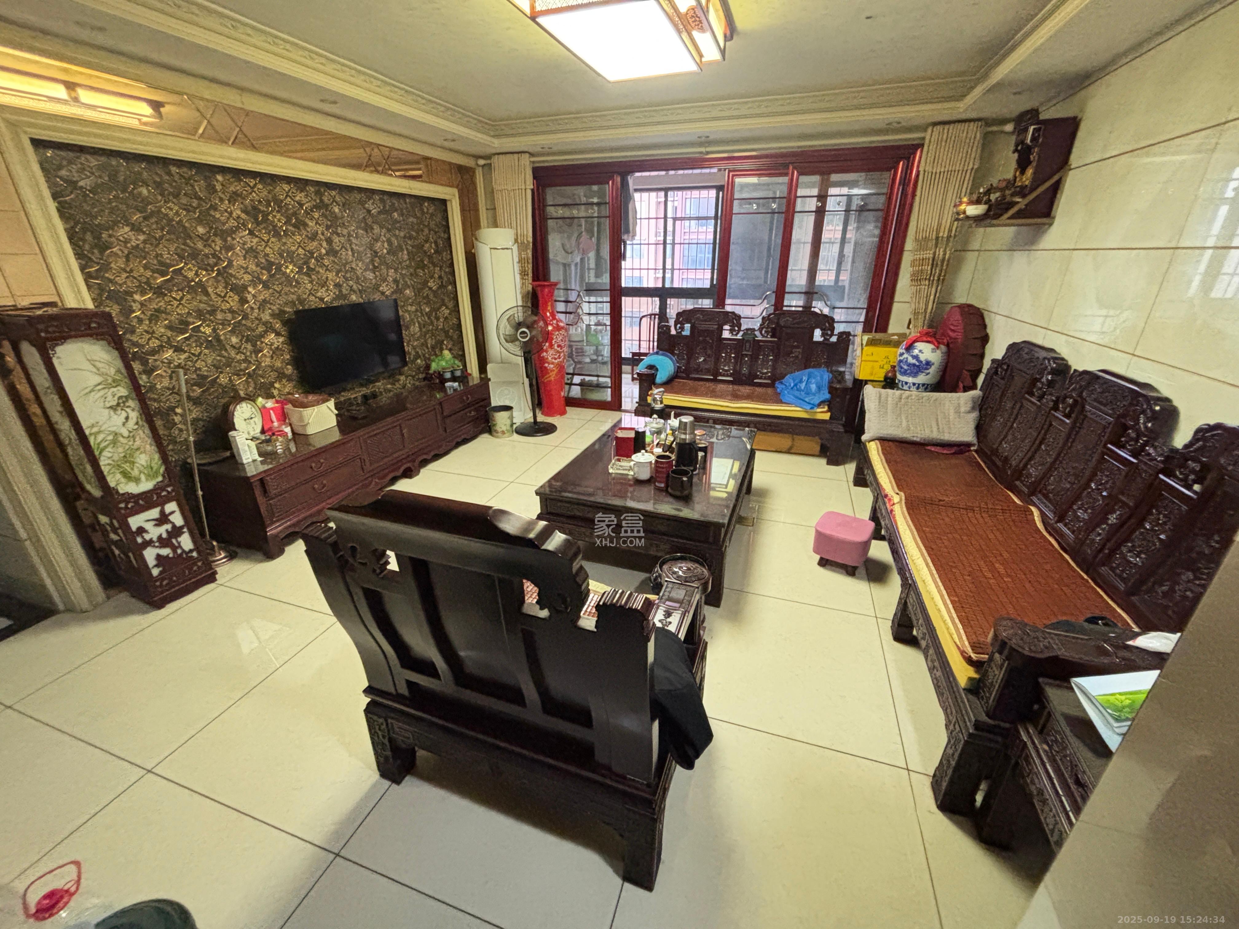 梅溪峰汇(房聚梅溪壹中心) 4室1厅2卫 3100.0元/月 梅溪峰汇(房聚梅溪壹中心) 4室1厅2卫 3100.0元/月室内图