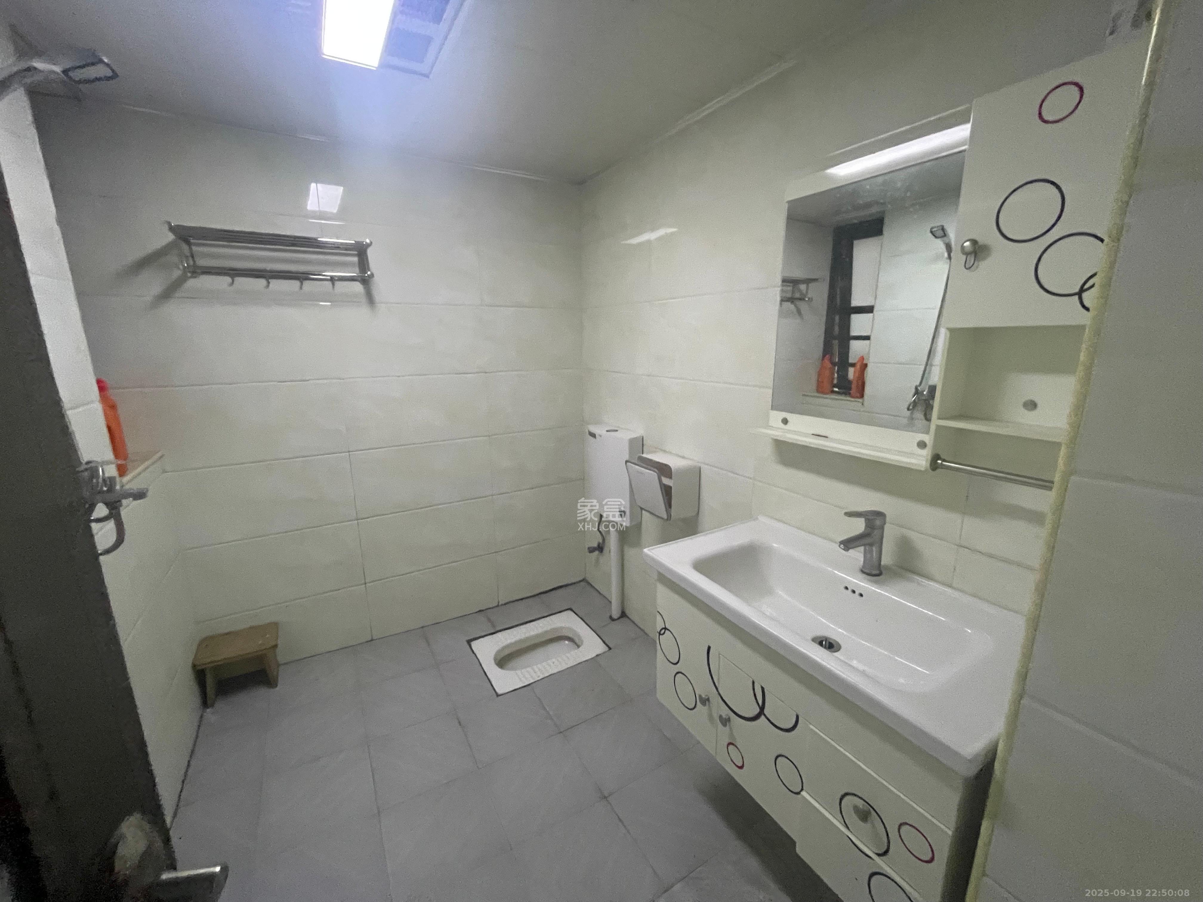 北京御园一二期（国泰嘉园）  3室2厅2卫    2600.0元/月室内图