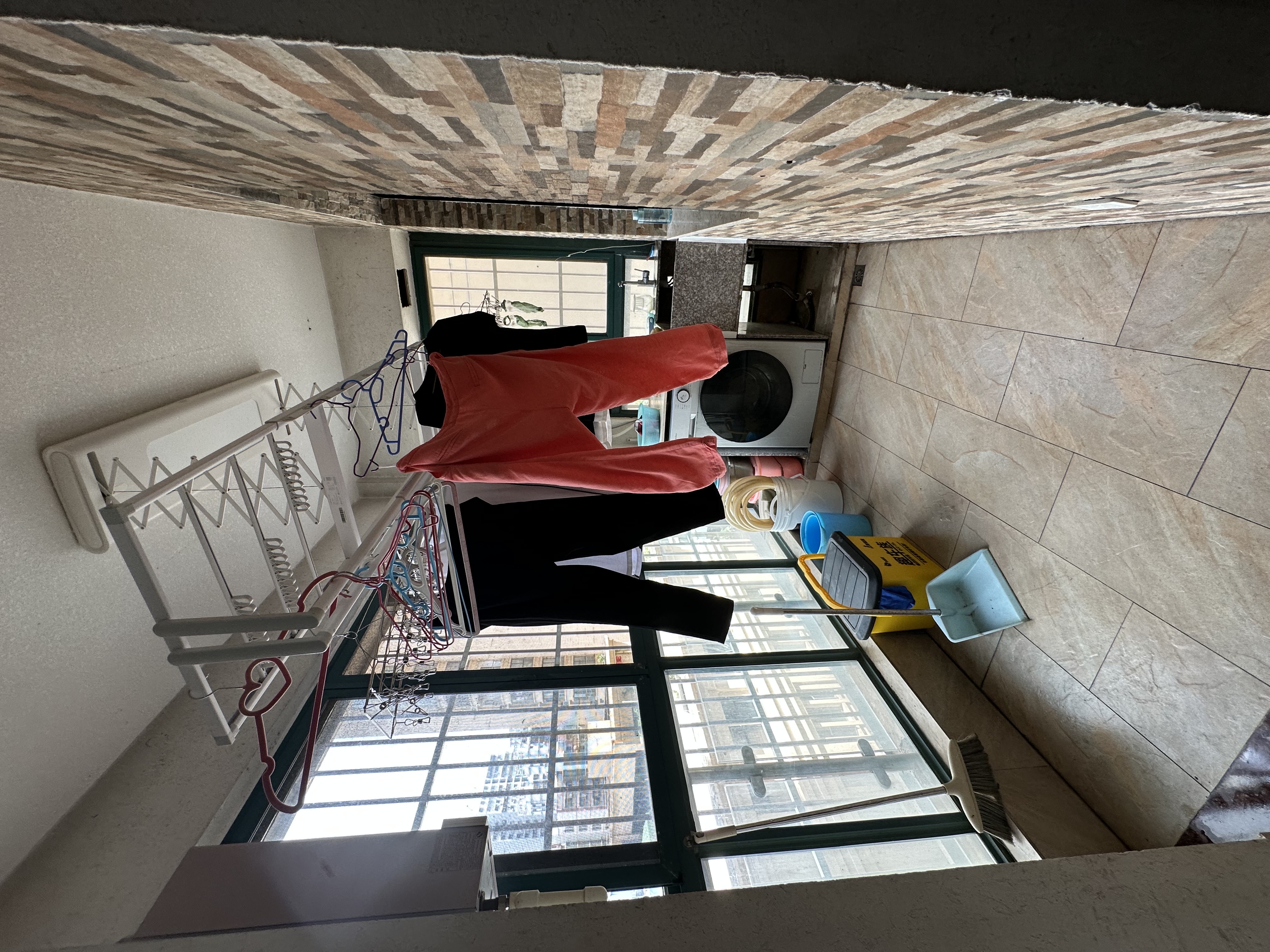 海阔天空-国瑞城二期(雅仕苑) 4室2厅2卫 5600.0元/月 海阔天空-国瑞城二期(雅仕苑) 4室2厅2卫 5600.0元/月室内图