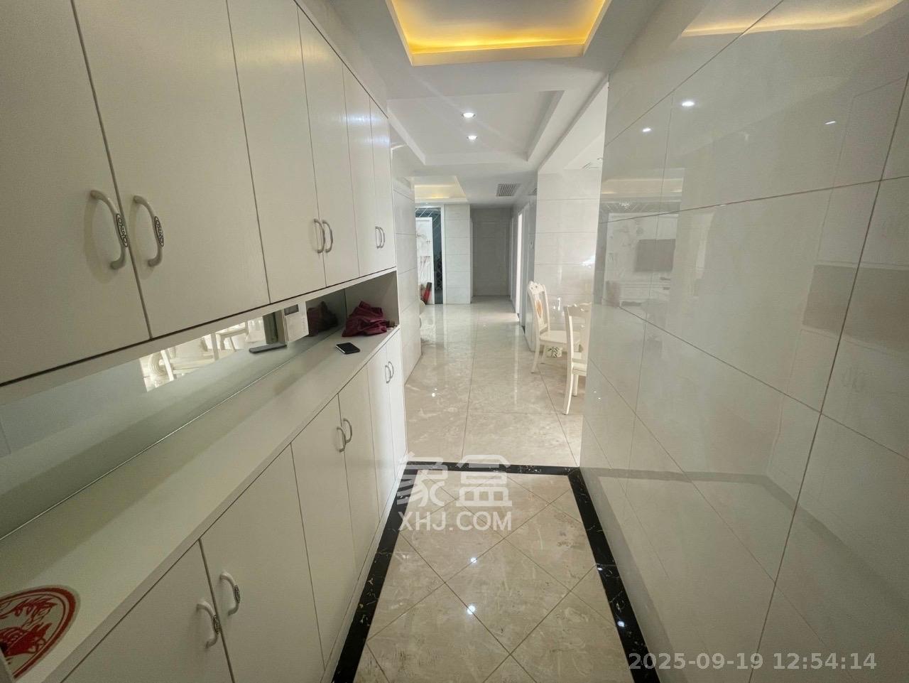 水墨林溪 3室2厅2卫 3000.0元/月 水墨林溪 3室2厅2卫 3000.0元/月室内图