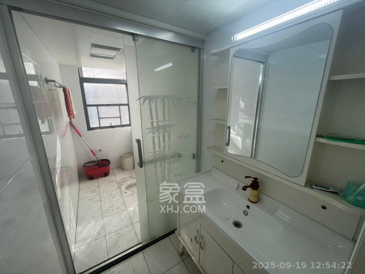 水墨林溪 3室2厅2卫 3000.0元/月 水墨林溪 3室2厅2卫 3000.0元/月室内图