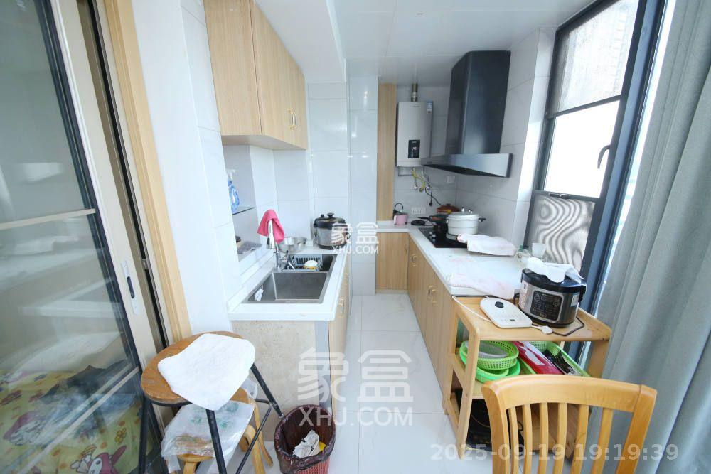 印象天心  1室1厅1卫    2800.0元/月室内图