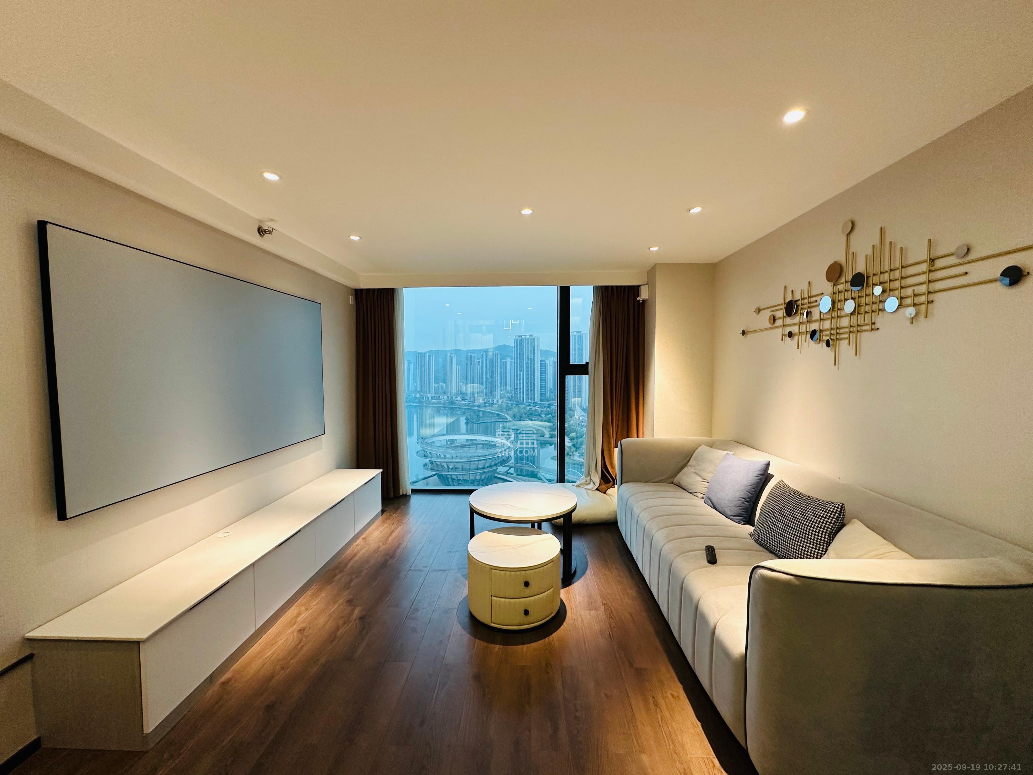 达美寰宇中心 2室2厅1卫 3500.0元/月 达美寰宇中心 2室2厅1卫 3500.0元/月室内图