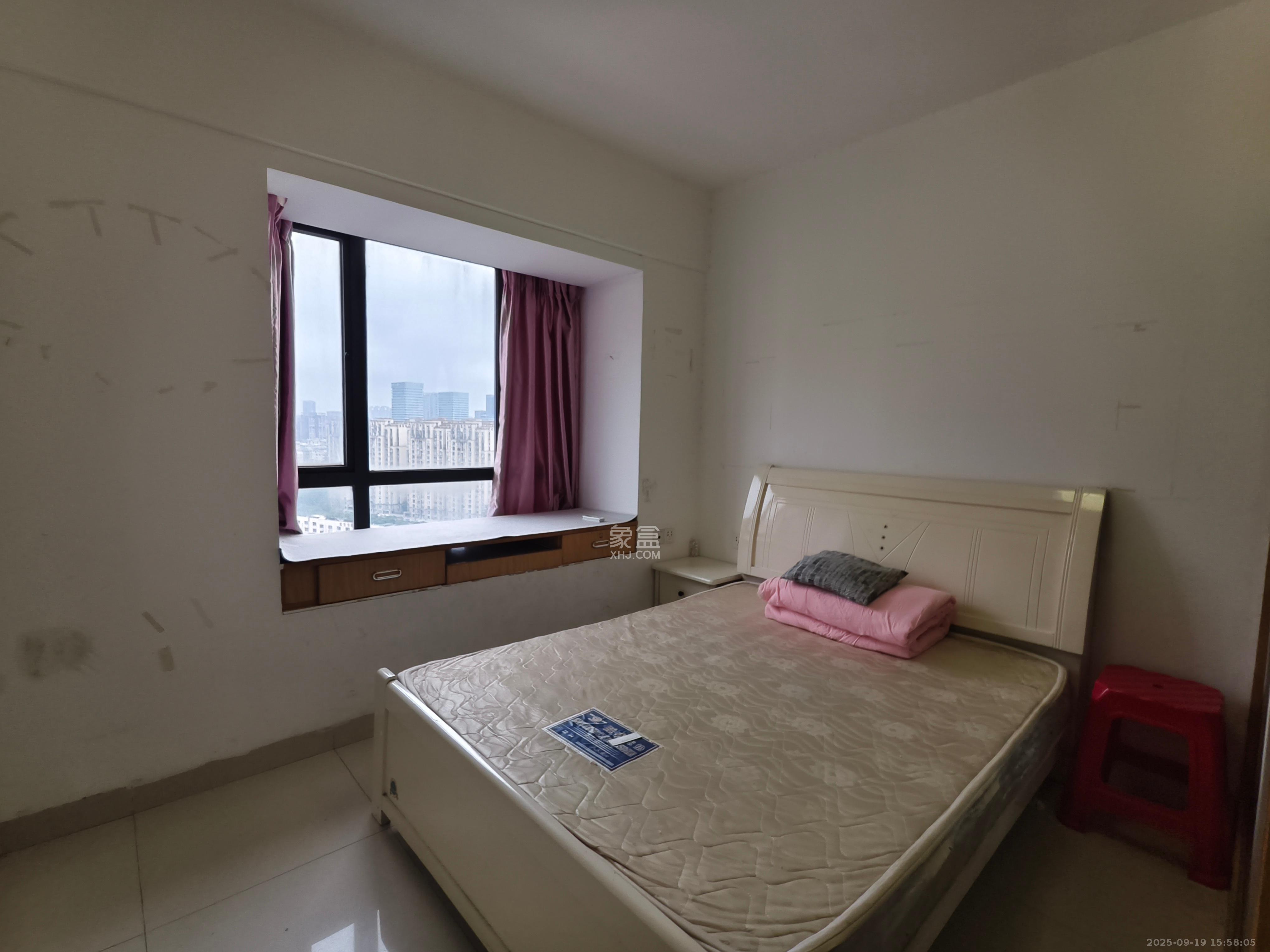 兴威帕克水岸  1室1厅1卫    1500.0元/月室内图