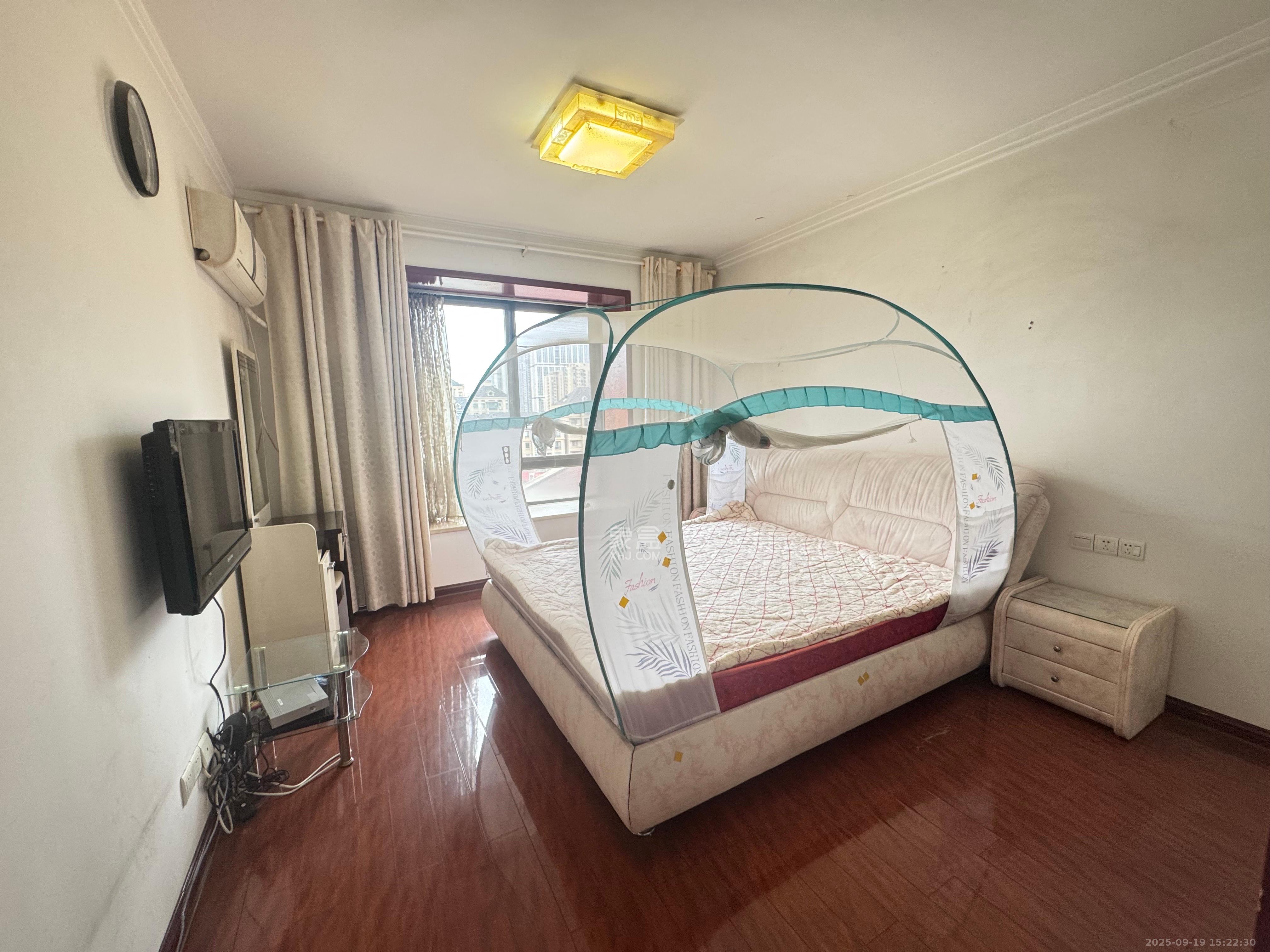 世嘉国际华城 3室2厅2卫 3000.0元/月 世嘉国际华城 3室2厅2卫 3000.0元/月室内图