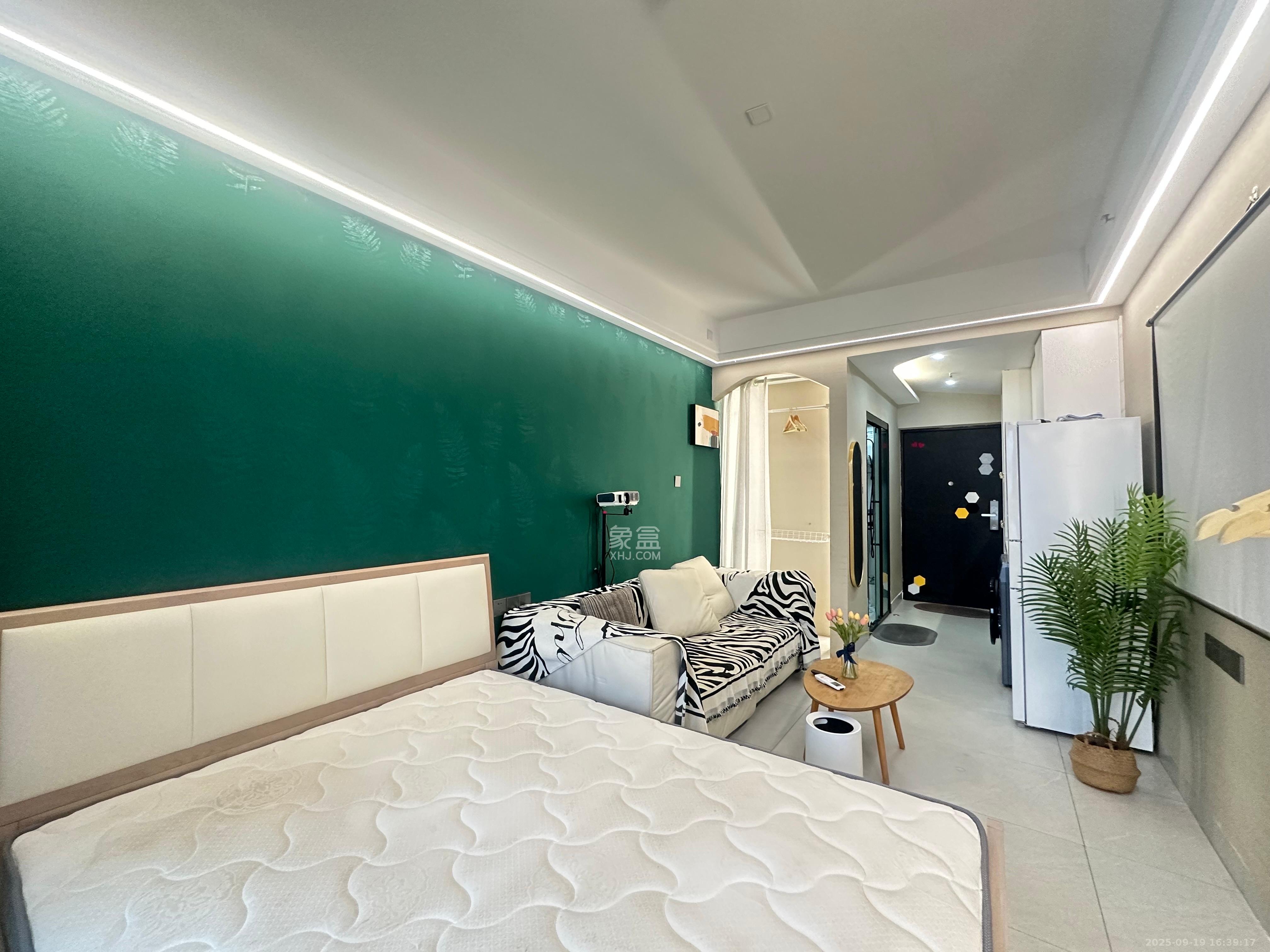 保利麓谷林语I区 1室1厅1卫 1500.0元/月 保利麓谷林语I区 1室1厅1卫 1500.0元/月室内图