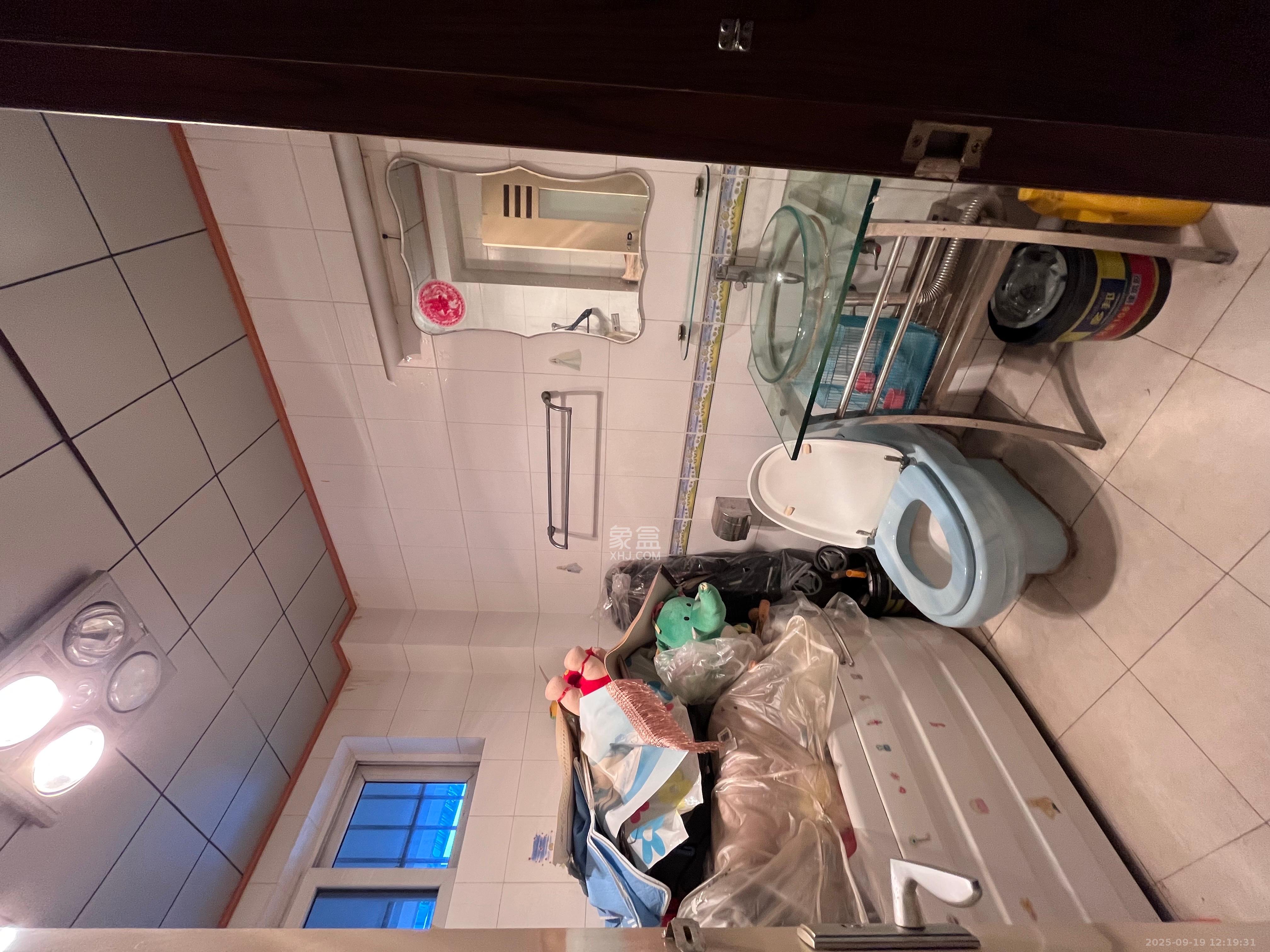 森宇佳园  4室2厅1卫    2400.0元/月室内图