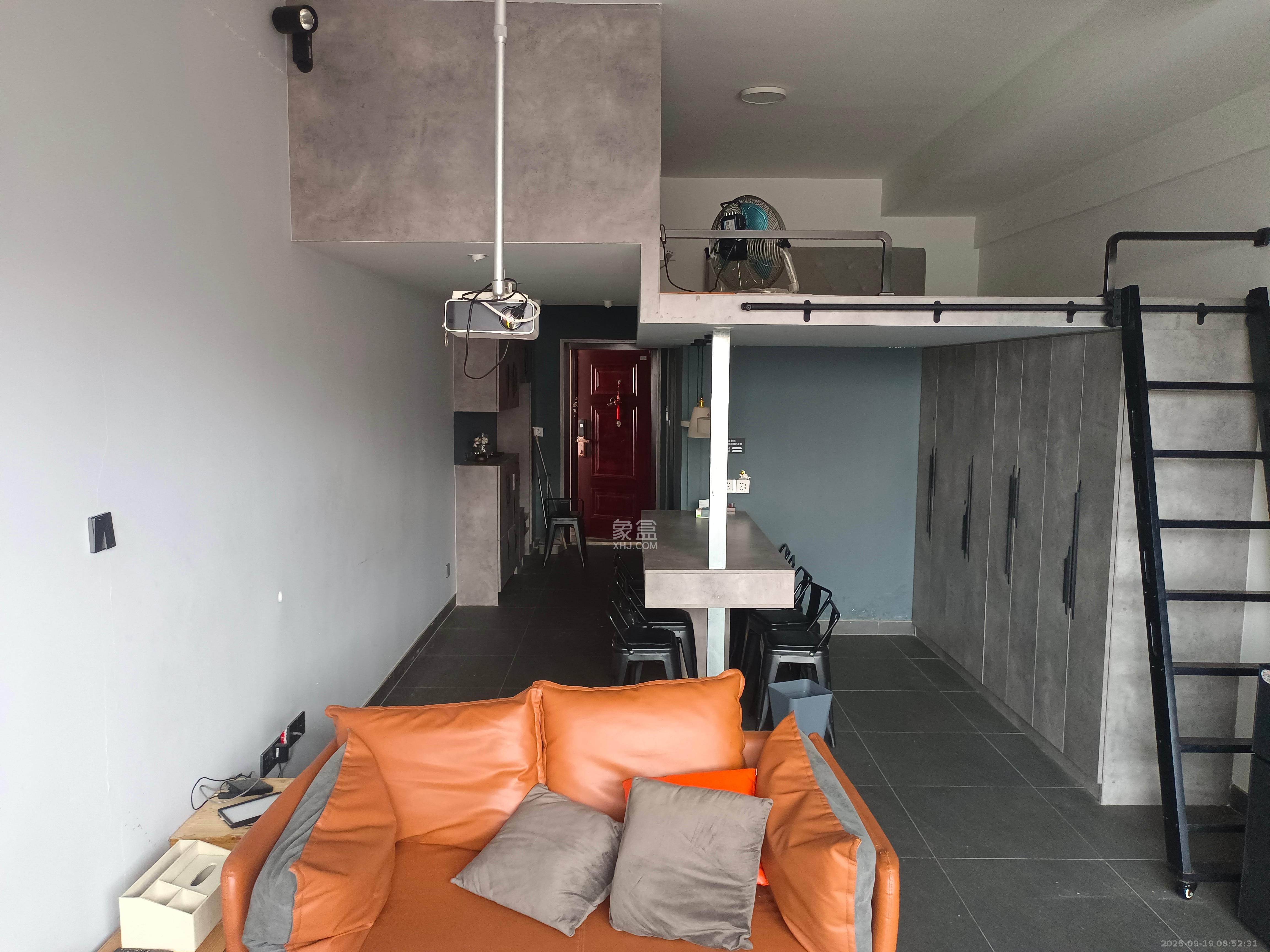 东业上城嘉苑(晟悦国际) 1室1厅1卫 1450.0元/月 东业上城嘉苑(晟悦国际) 1室1厅1卫 1450.0元/月室内图