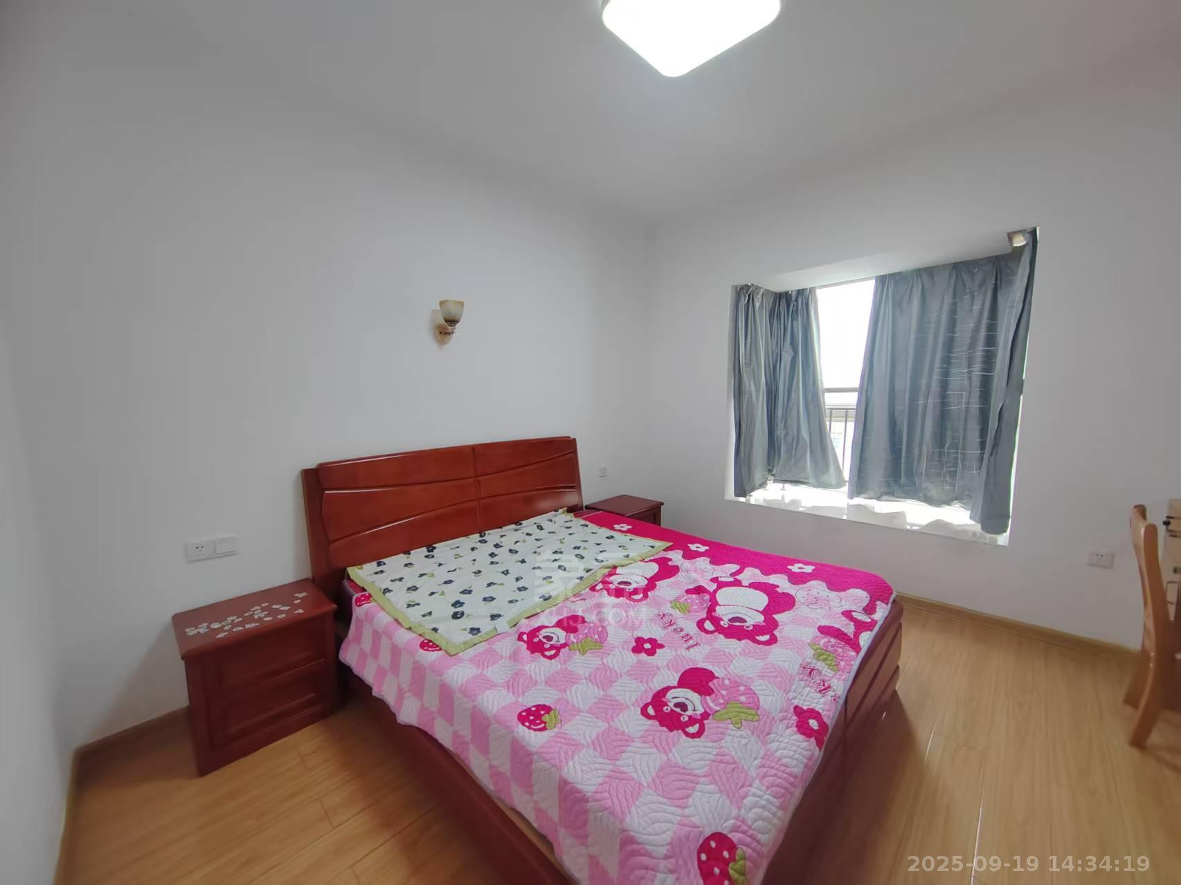 香草园二期春晓  2室2厅1卫    1600.0元/月 香草园二期春晓  2室2厅1卫    1600.0元/月室内图