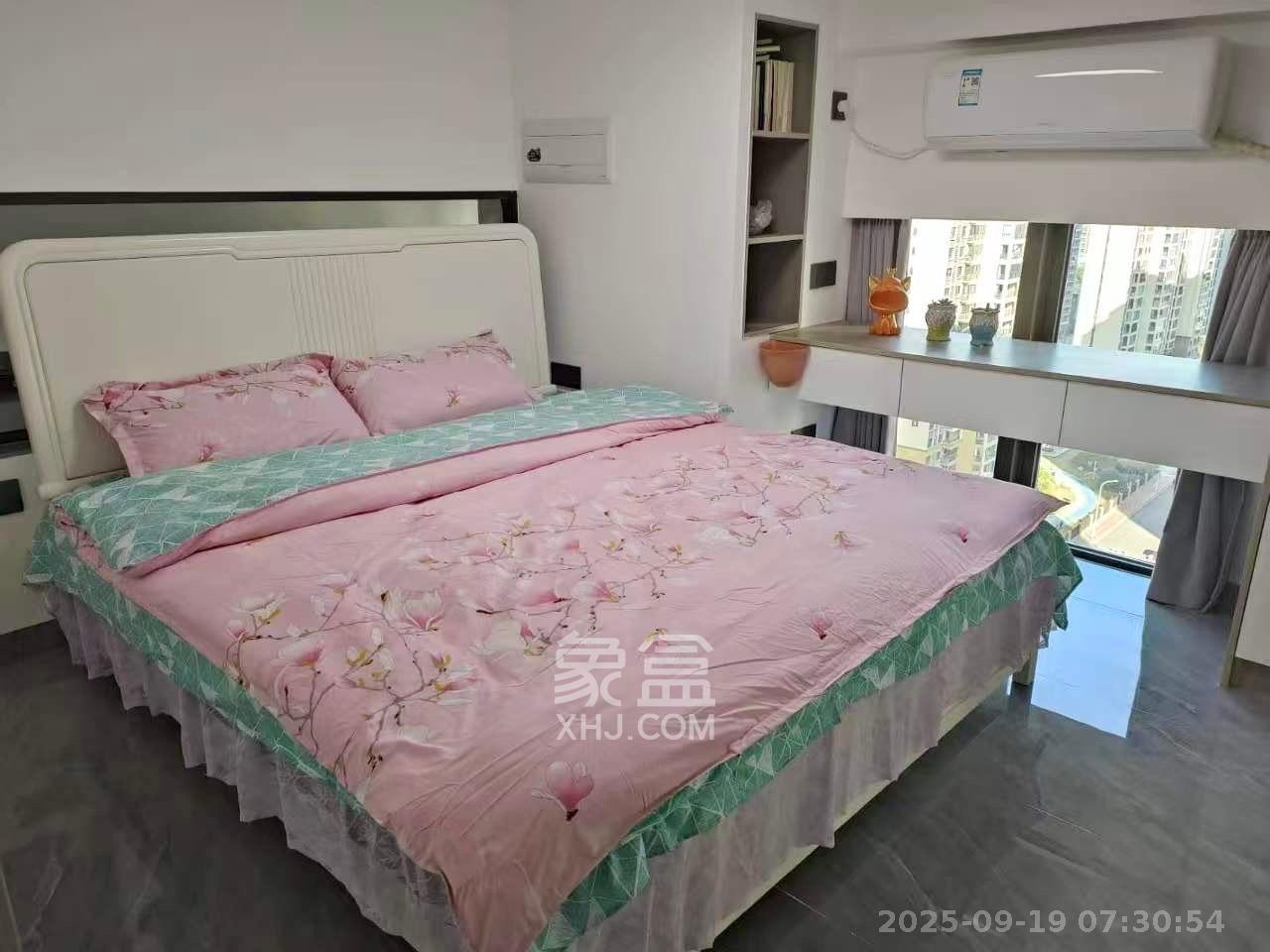 世茂璀璨天城公寓 3室2厅1卫 3200.0元/月 世茂璀璨天城公寓 3室2厅1卫 3200.0元/月室内图