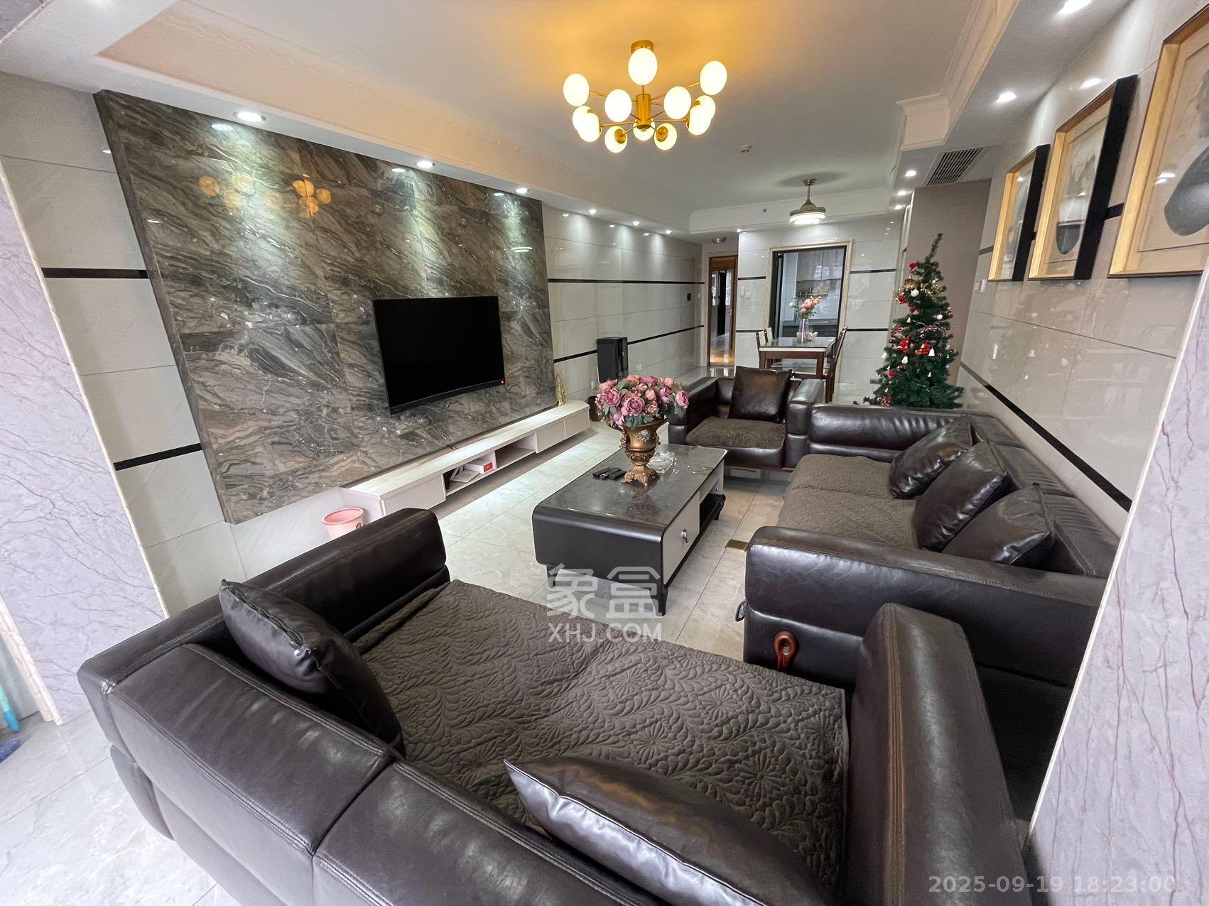 北辰三角洲C2区 3室2厅2卫 4300.0元/月 北辰三角洲C2区 3室2厅2卫 4300.0元/月室内图