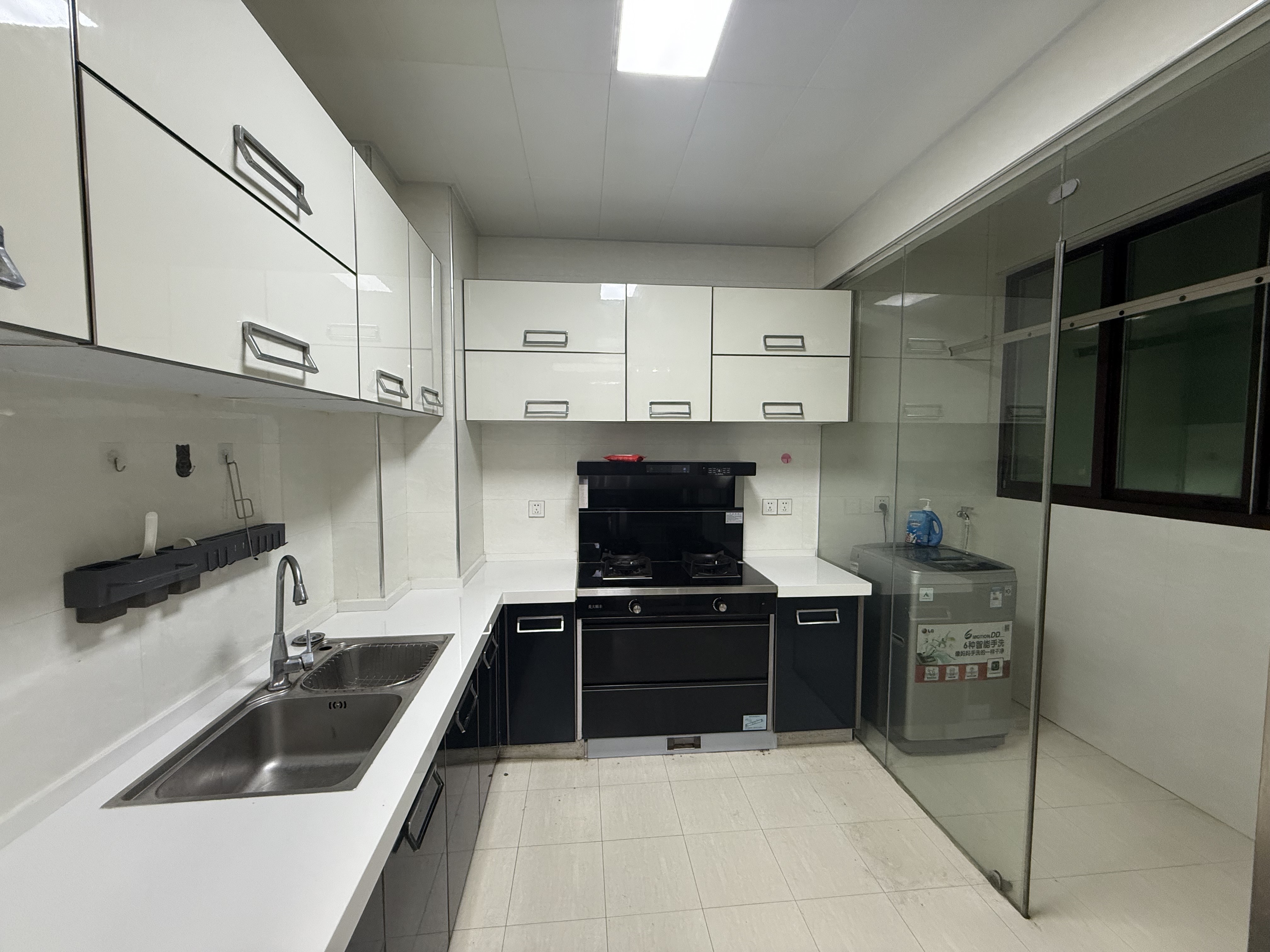 大同芙蓉 3室2厅2卫 1800.0元/月 大同芙蓉 3室2厅2卫 1800.0元/月室内图