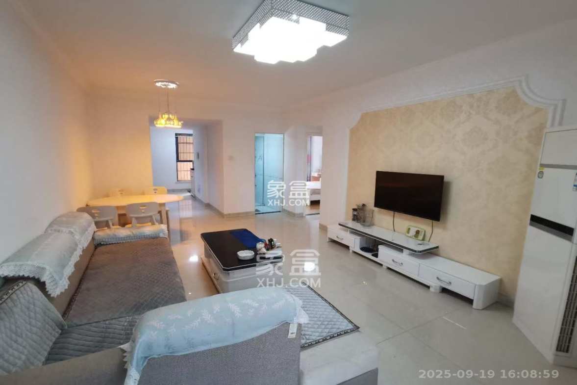 湘域城邦(湘域国际中心) 1室1厅1卫 4000.00元/月 湘域城邦(湘域国际中心) 1室1厅1卫 4000.00元/月室内图