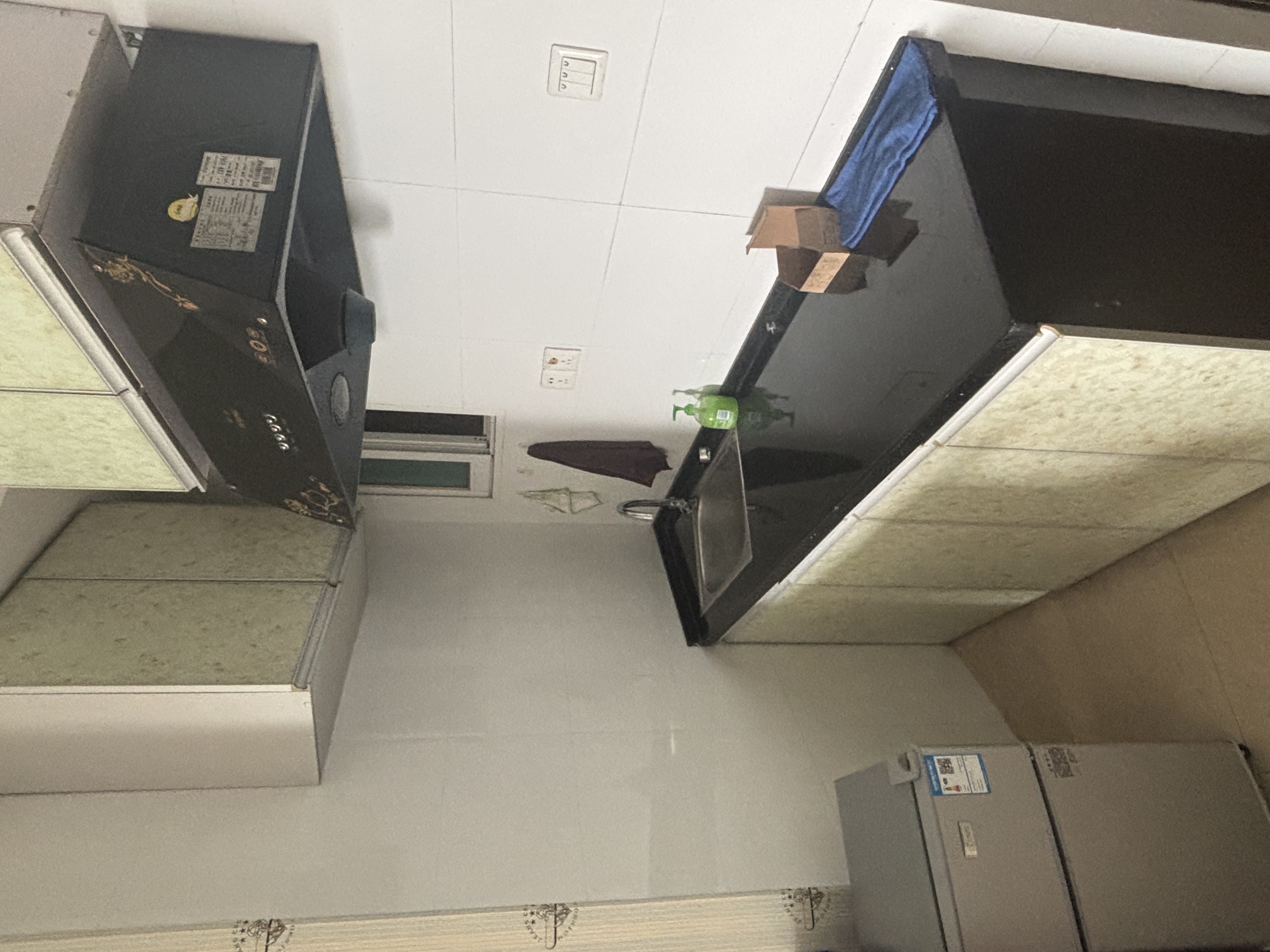 宝华海景  1室1厅1卫    2600.0元/月室内图