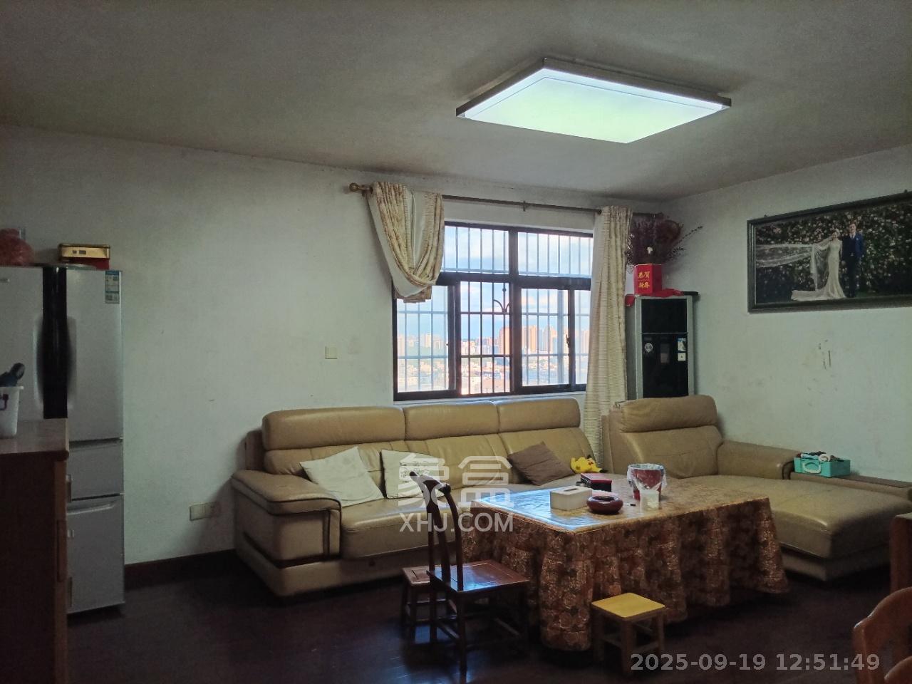 旺坤家园 3室2厅1卫 2000.0元/月 旺坤家园 3室2厅1卫 2000.0元/月室内图