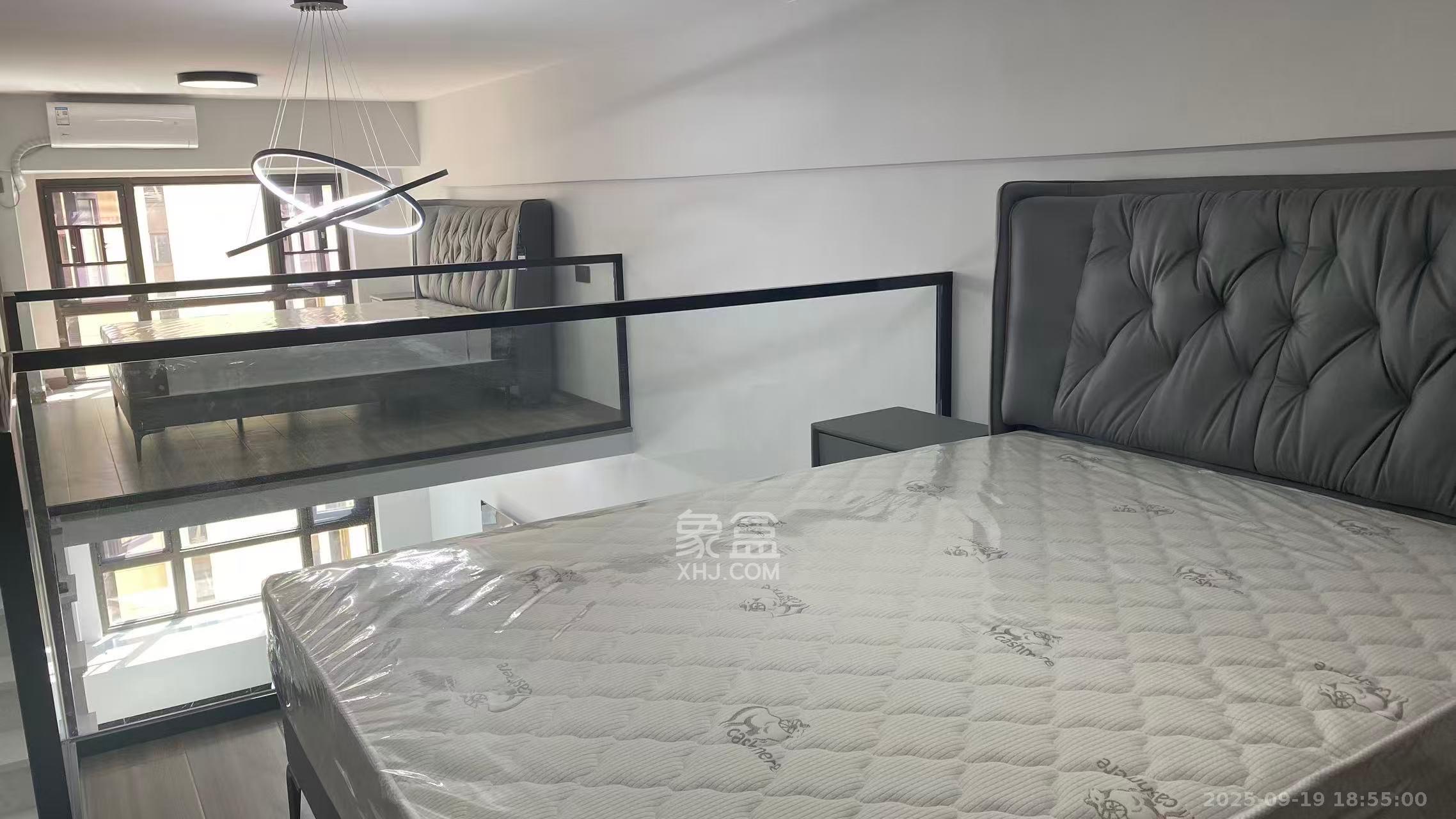 弘阳时光里  2室2厅1卫    2200.0元/月室内图