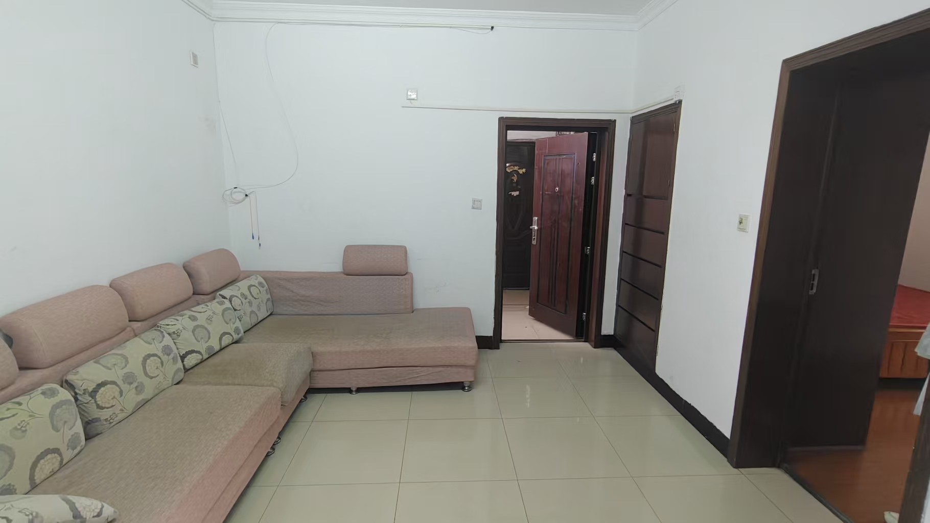 太平小区 1室0厅0卫 1100.0元/月 太平小区 1室0厅0卫 1100.0元/月室内图