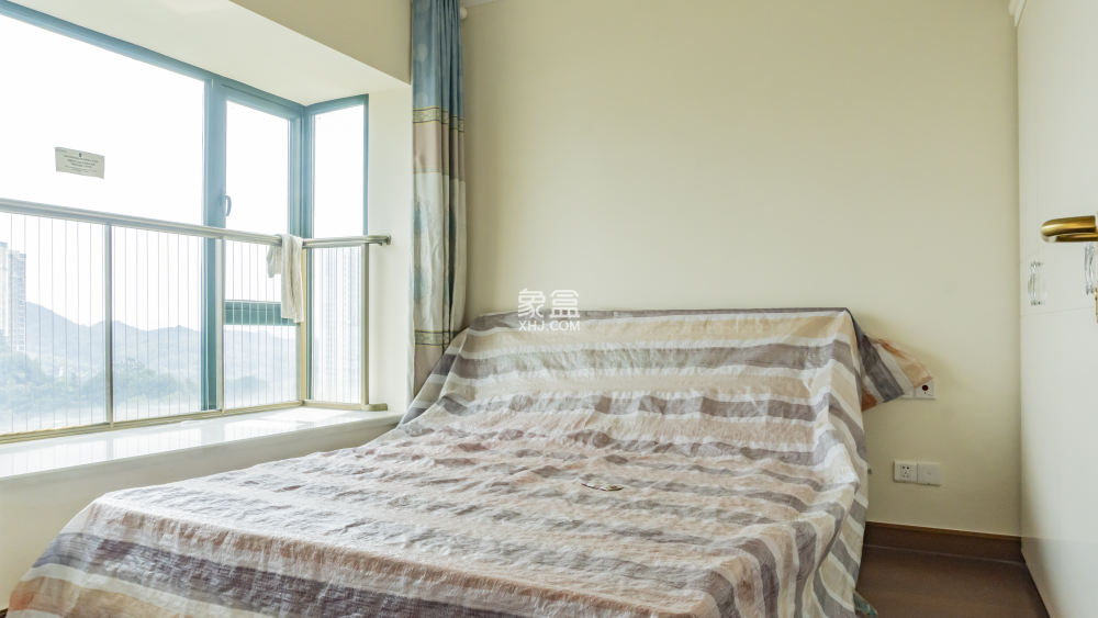 恒大绿洲  2室2厅1卫    2000.0元/月室内图