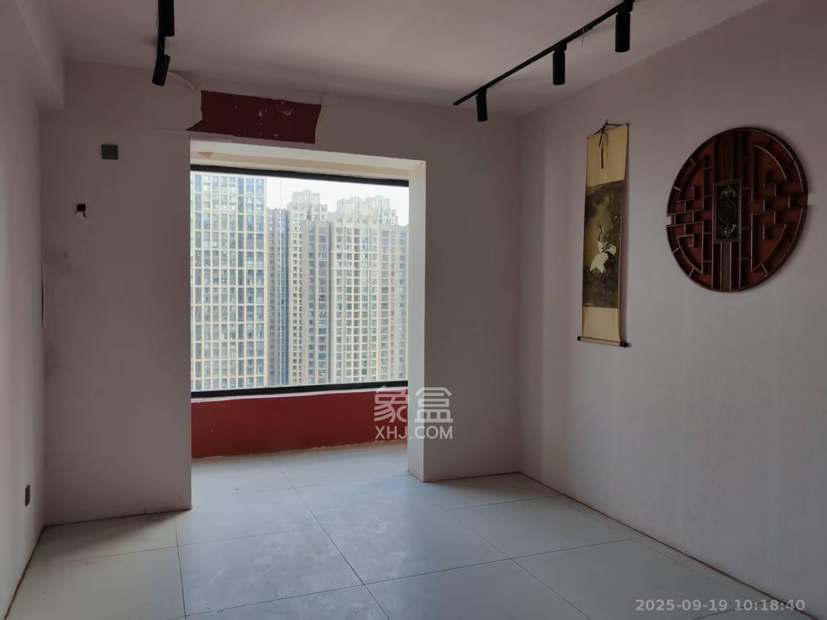 尚城  4室2厅2卫    3000.0元/月室内图