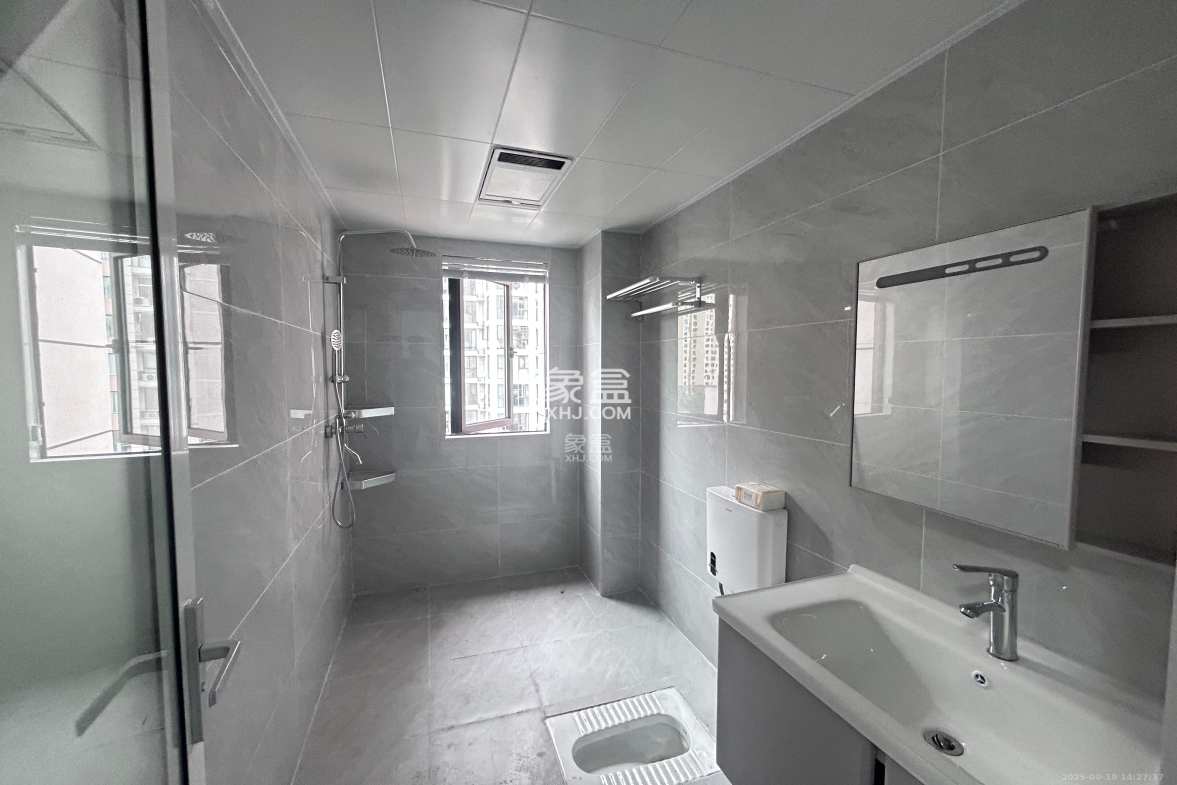 润和翰文府 4室2厅2卫 3000.0元/月 润和翰文府 4室2厅2卫 3000.0元/月室内图