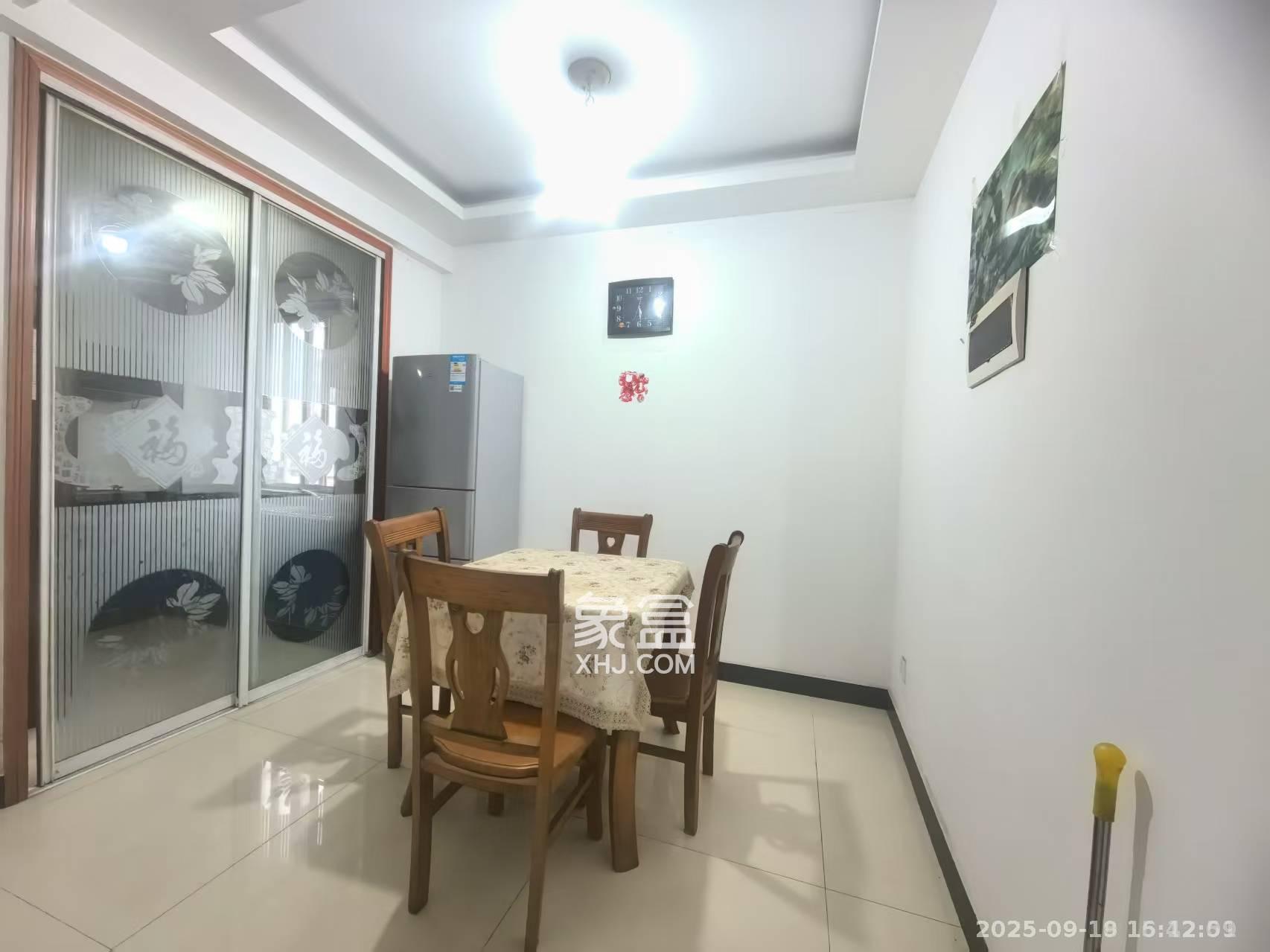 谷山庭院一期 3室2厅1卫 1800.0元/月 谷山庭院一期 3室2厅1卫 1800.0元/月室内图