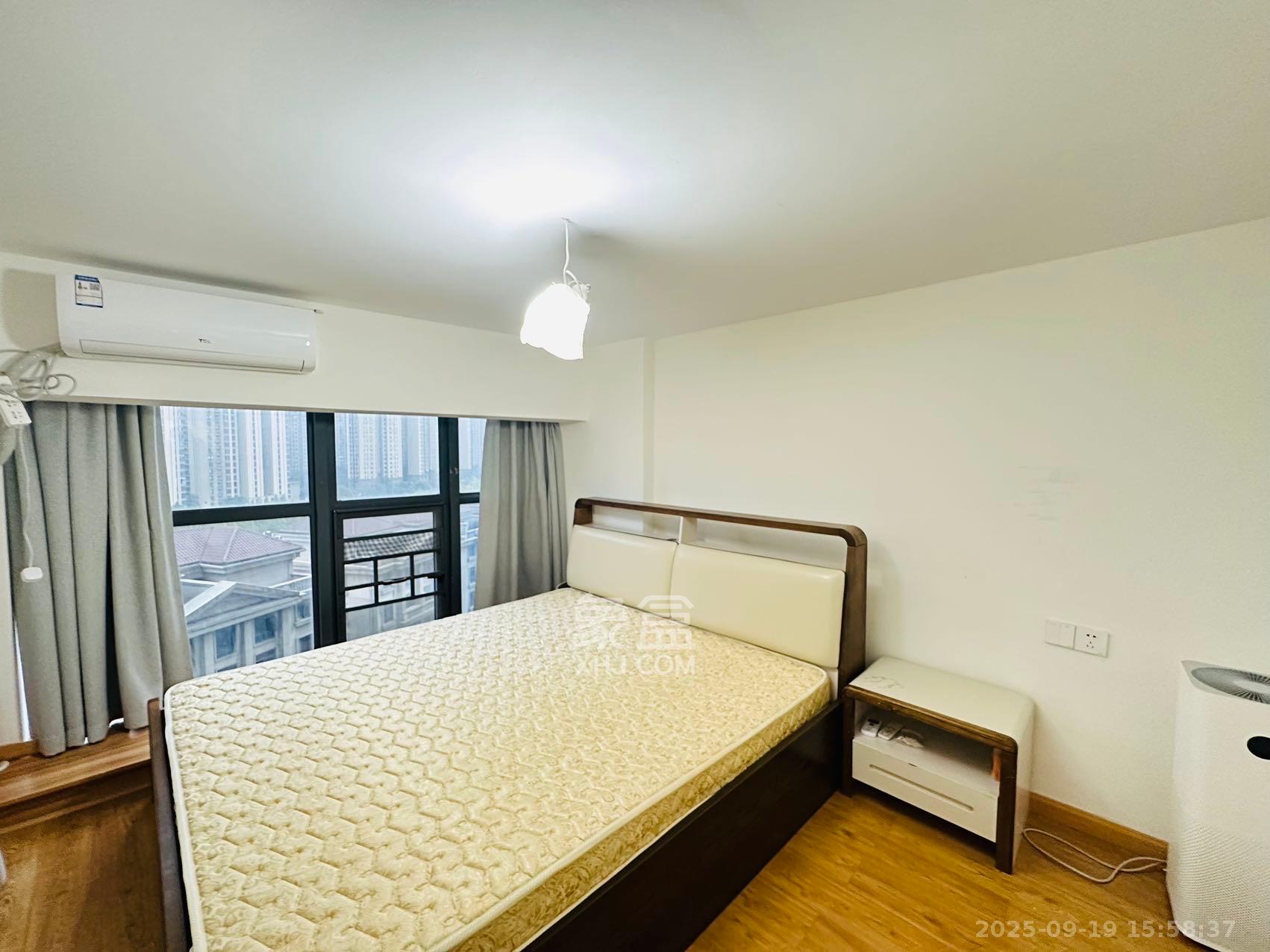 达美美立方  1室0厅0卫    3200.0元/月室内图