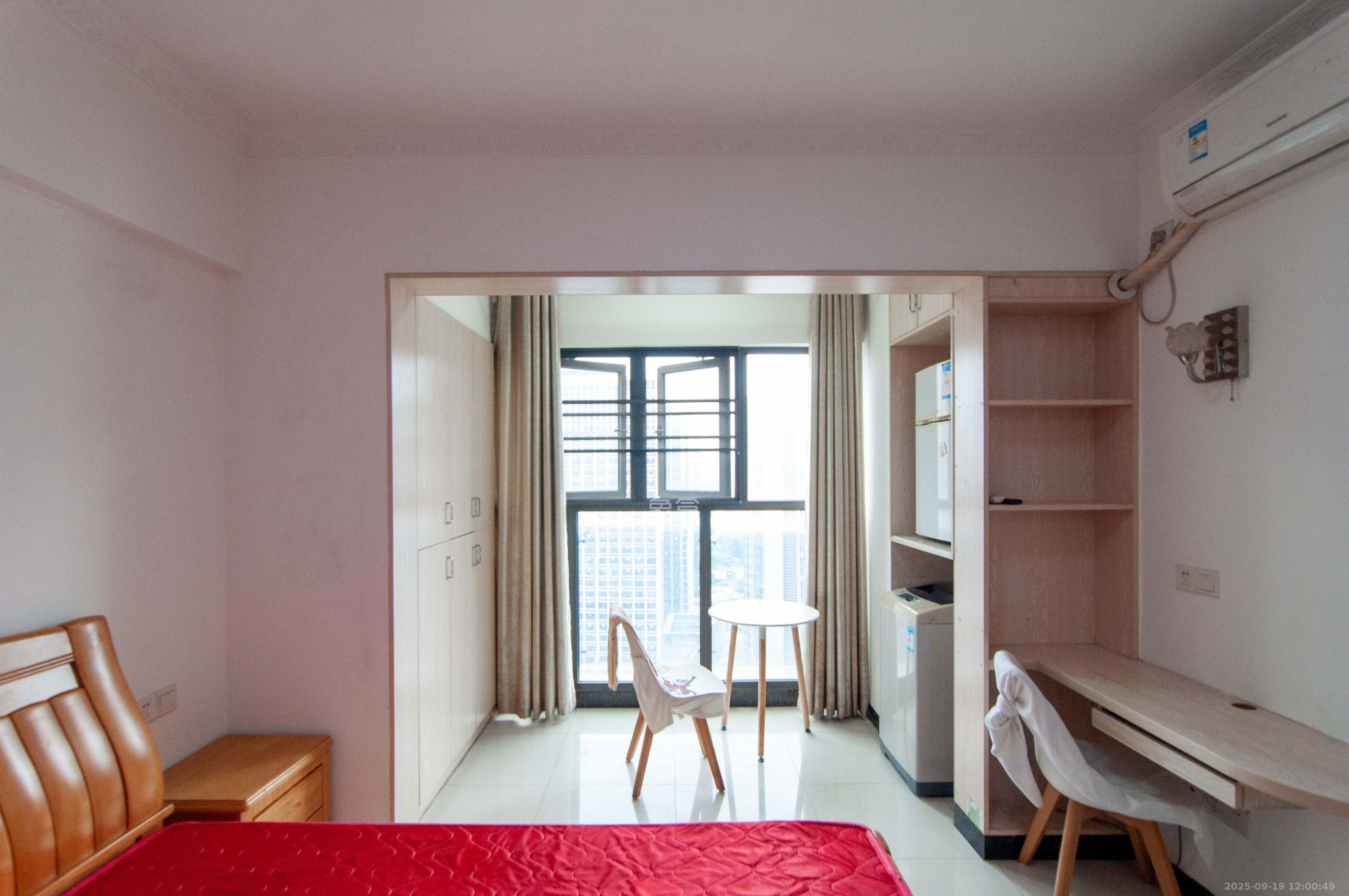 达美D6区  1室1厅1卫    17.0万 达美D6区  1室1厅1卫    17.0万客厅