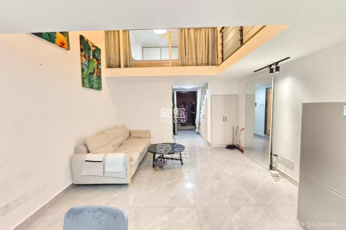 恒大御景半岛锦绣苑 1室0厅0卫 2000.0元/月 恒大御景半岛锦绣苑 1室0厅0卫 2000.0元/月室内图