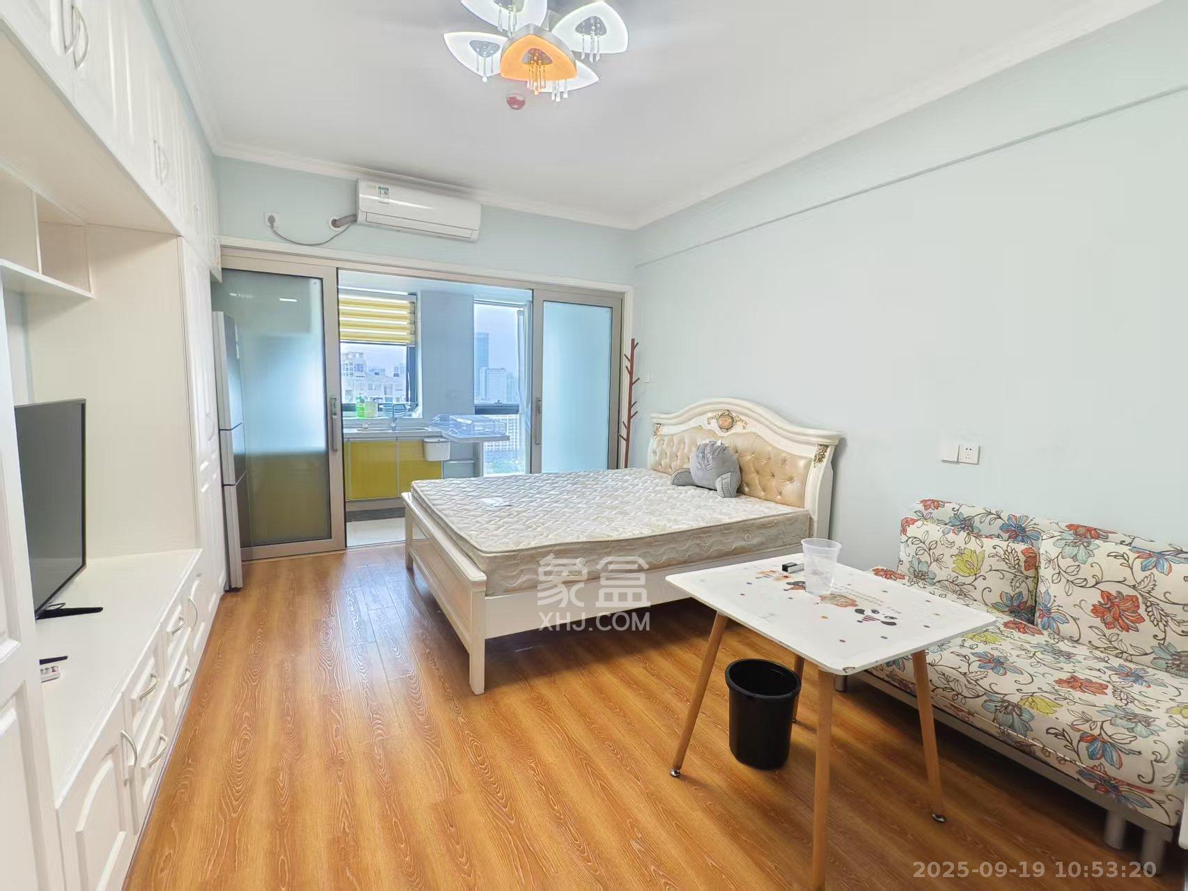 未来漫城 1室1厅1卫 1350.0元/月 未来漫城 1室1厅1卫 1350.0元/月室内图