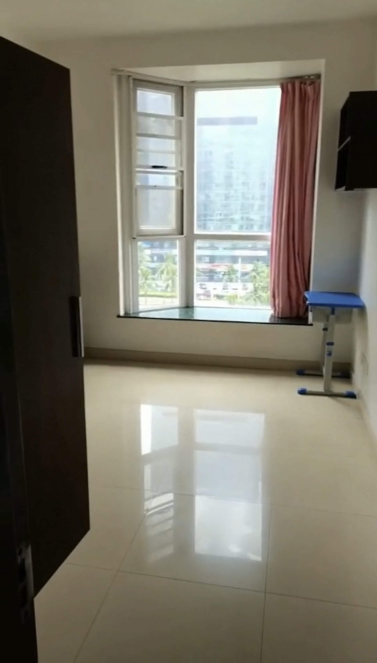 海怡豪园  4室2厅2卫    5000.0元/月室内图