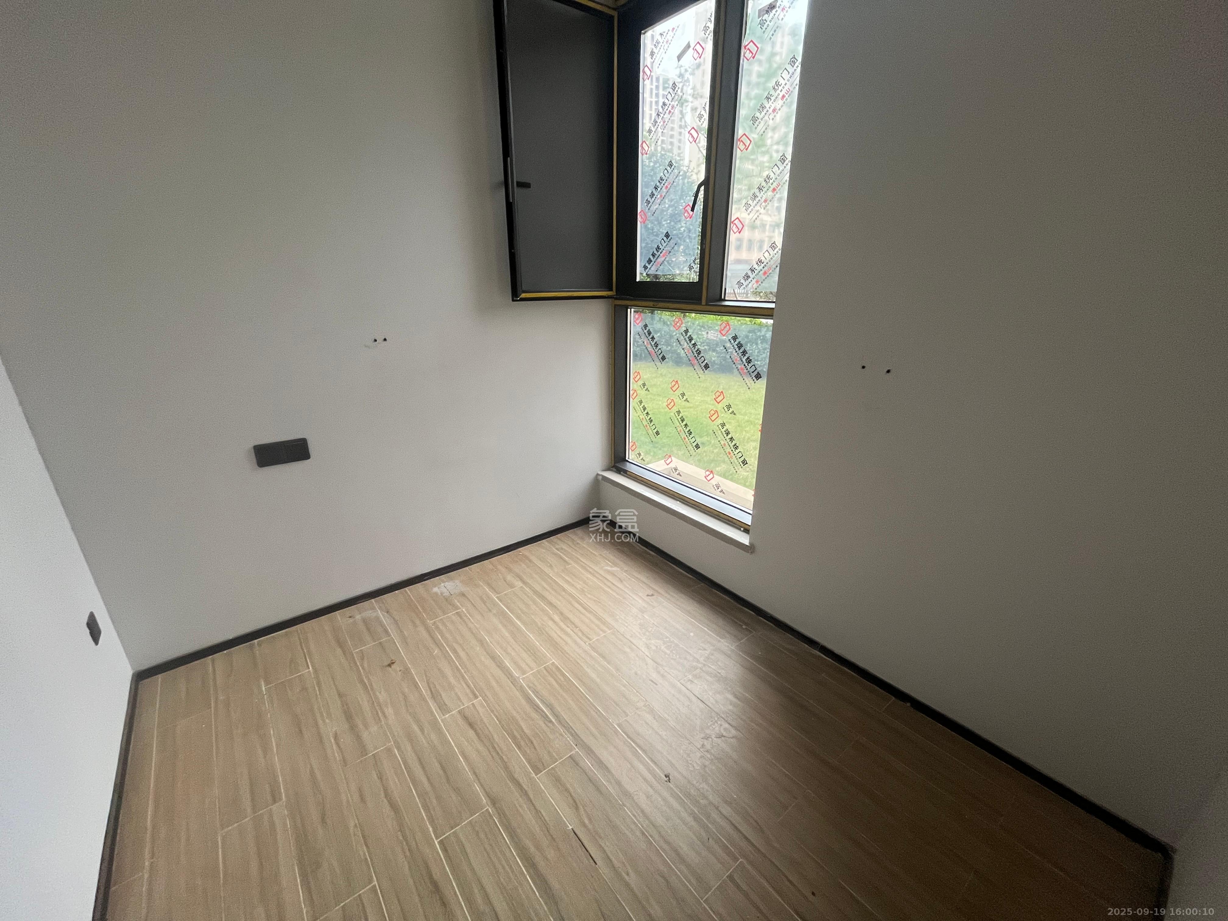 长沙北中心保利时代G区 3室2厅2卫 2700.0元/月 长沙北中心保利时代G区 3室2厅2卫 2700.0元/月室内图