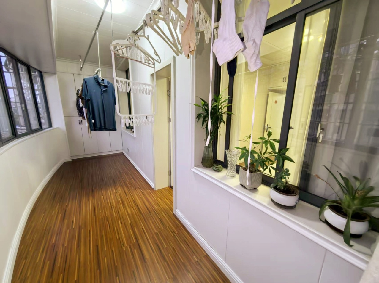 颐园小区  4室2厅2卫    49.8万室内图