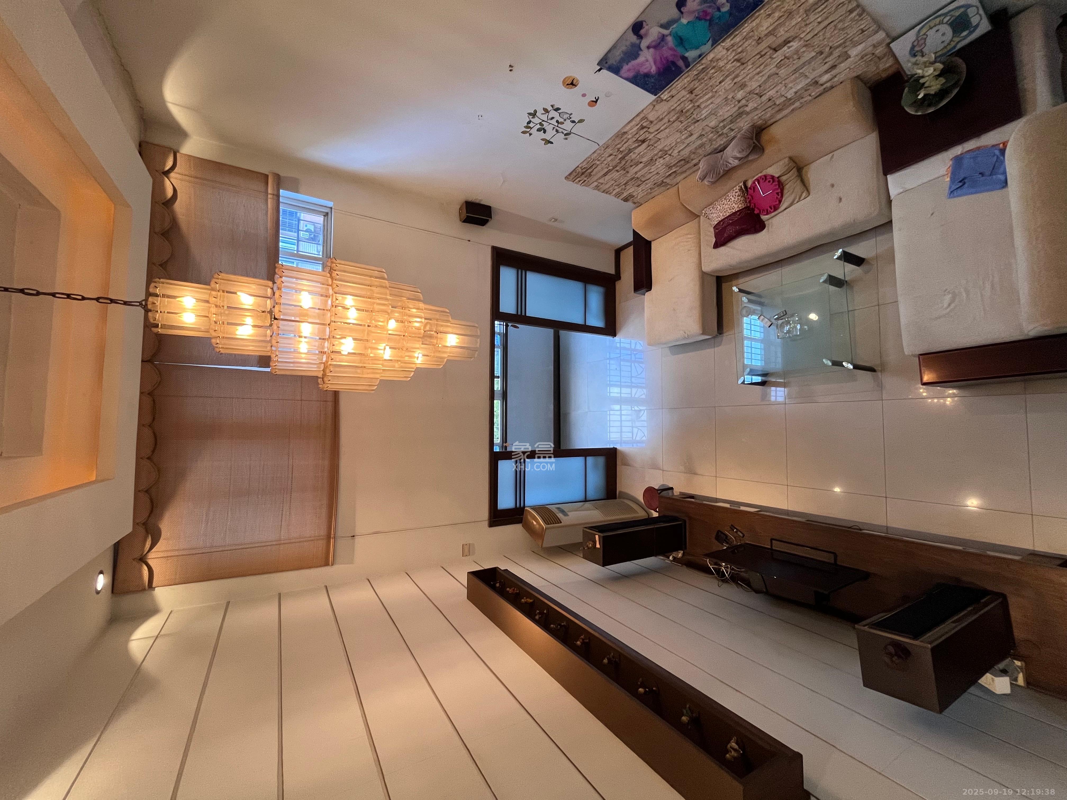 森宇佳园  4室2厅1卫    2400.0元/月室内图