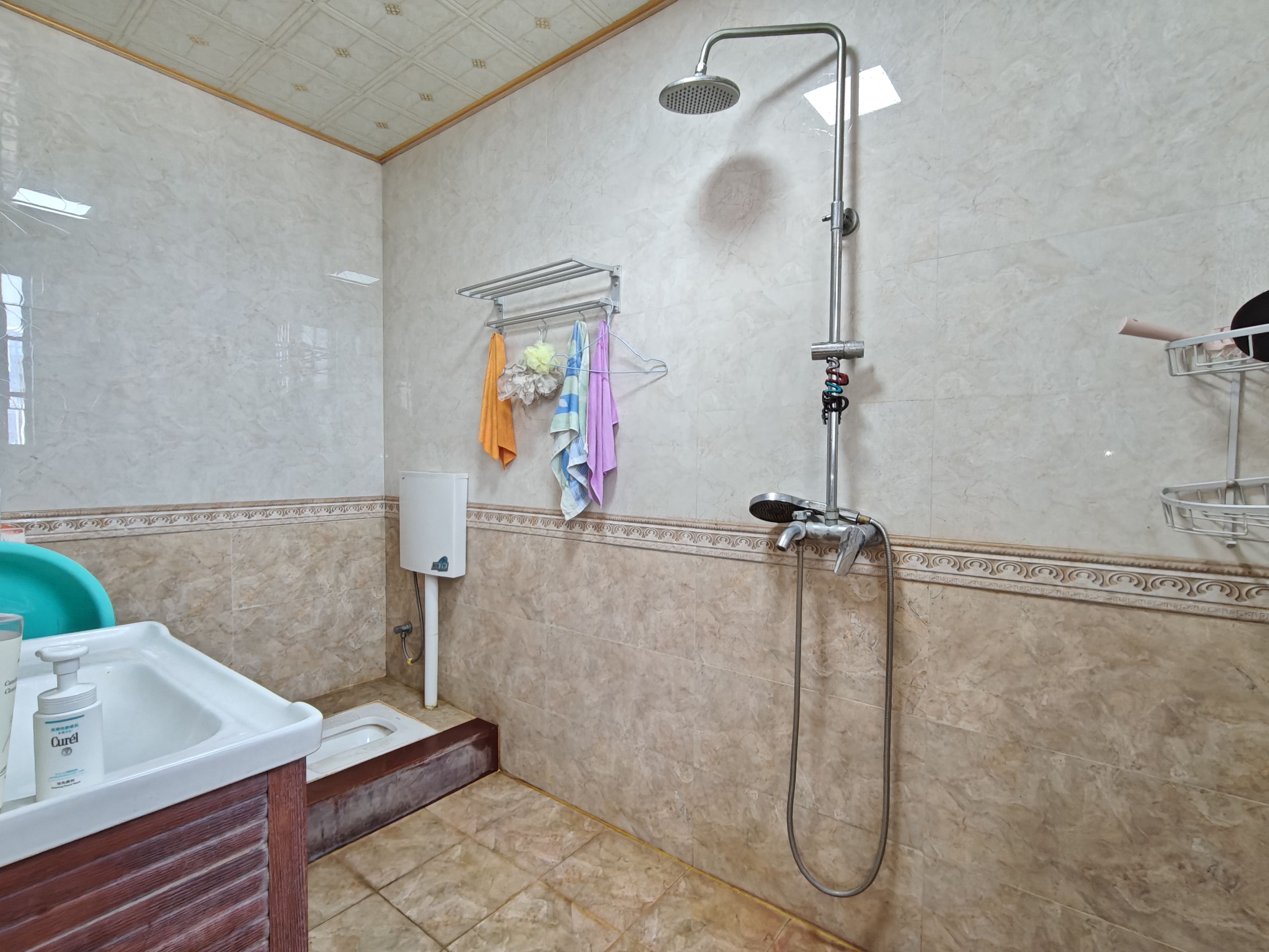 海悦东方 2室2厅1卫 155.0万 海悦东方 2室2厅1卫 155.0万卫生间