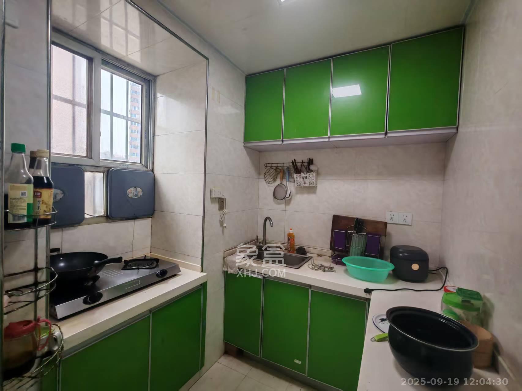 广电南院宿舍  3室1厅1卫    1800.0元/月室内图