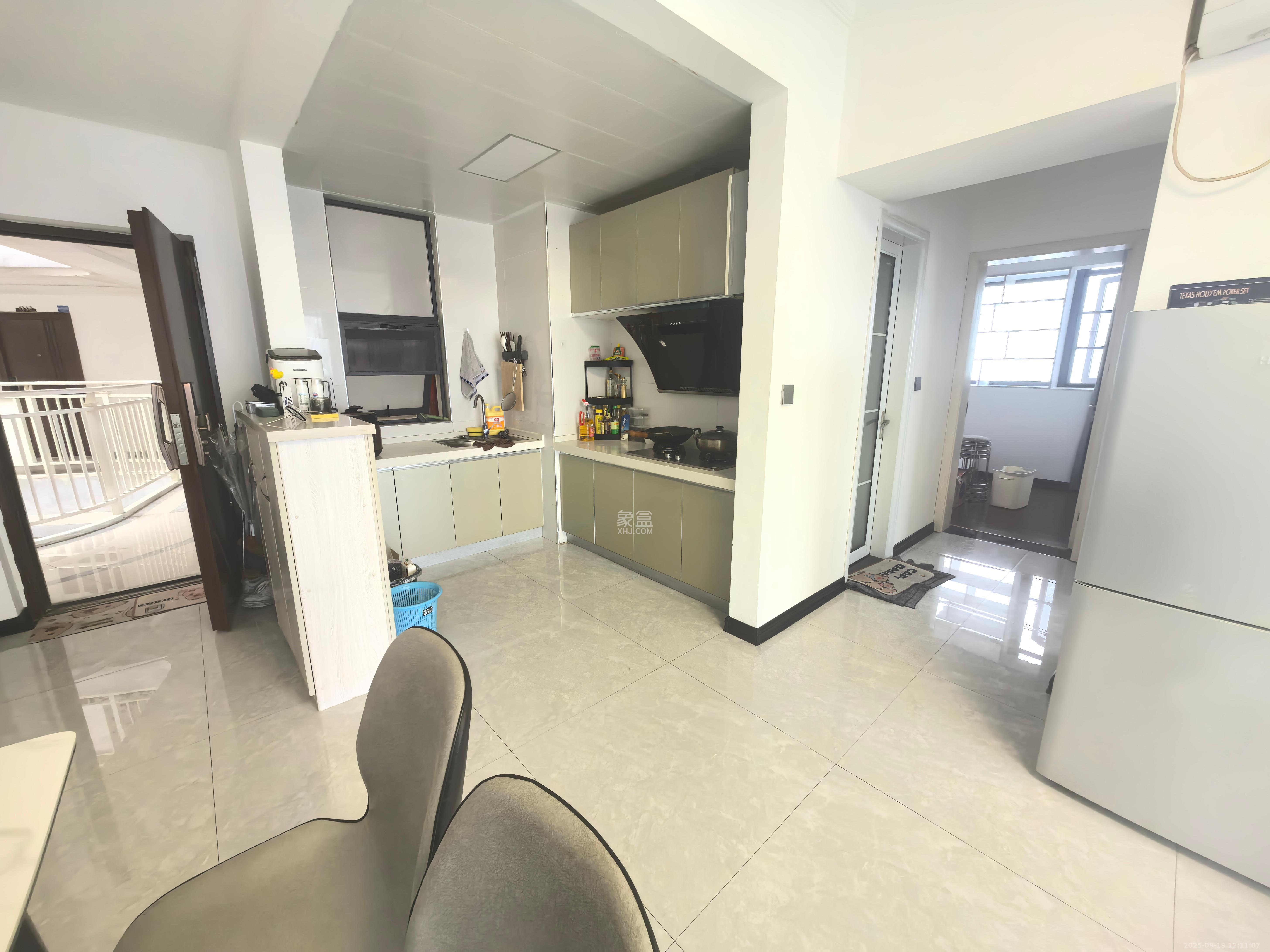 达美美立方  1室1厅1卫    2800.0元/月室内图