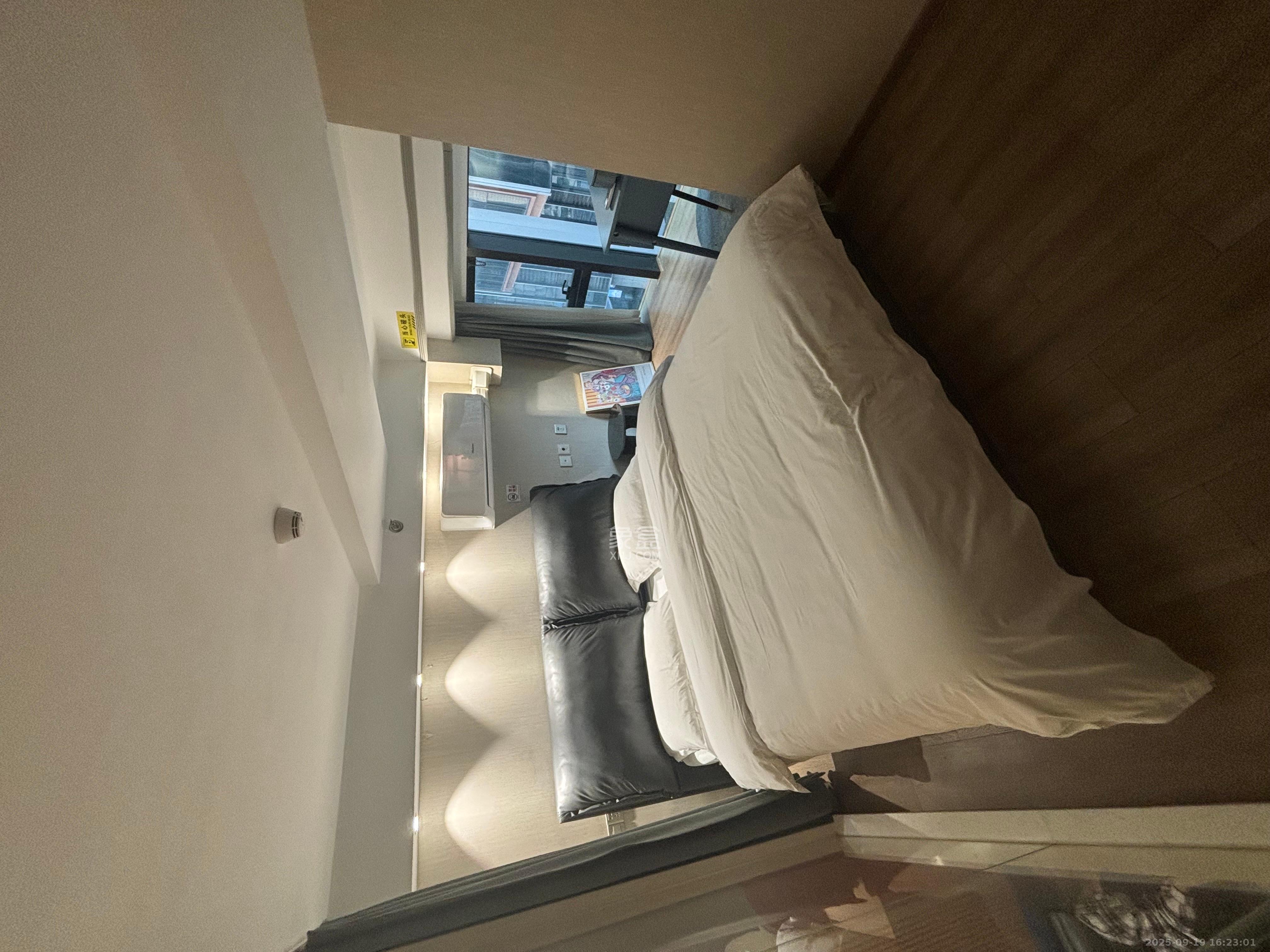 华远云玺公寓  2室1厅1卫    4500.0元/月室内图