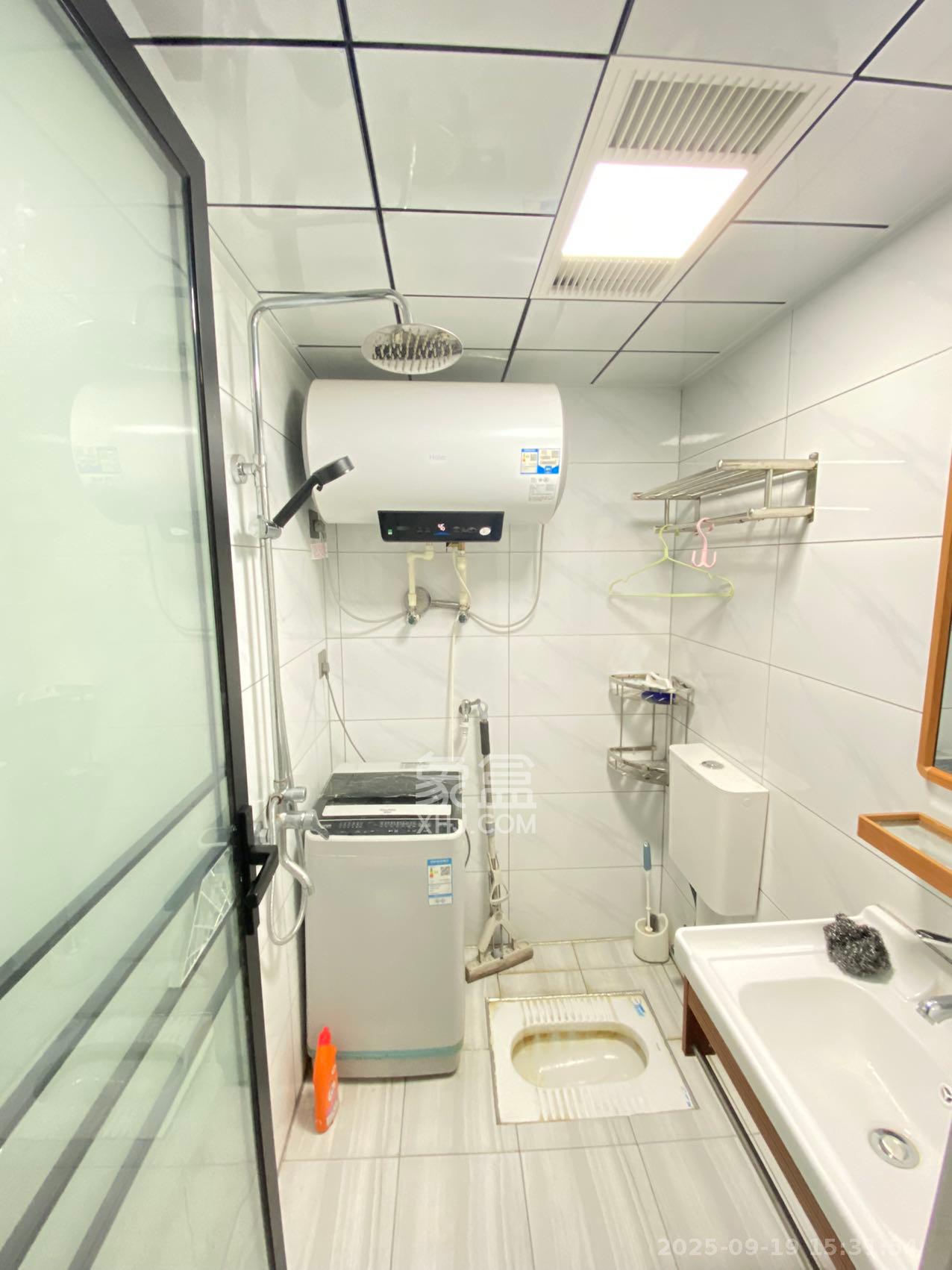 桥头家苑一期 1室0厅1卫 900.0元/月 桥头家苑一期 1室0厅1卫 900.0元/月室内图