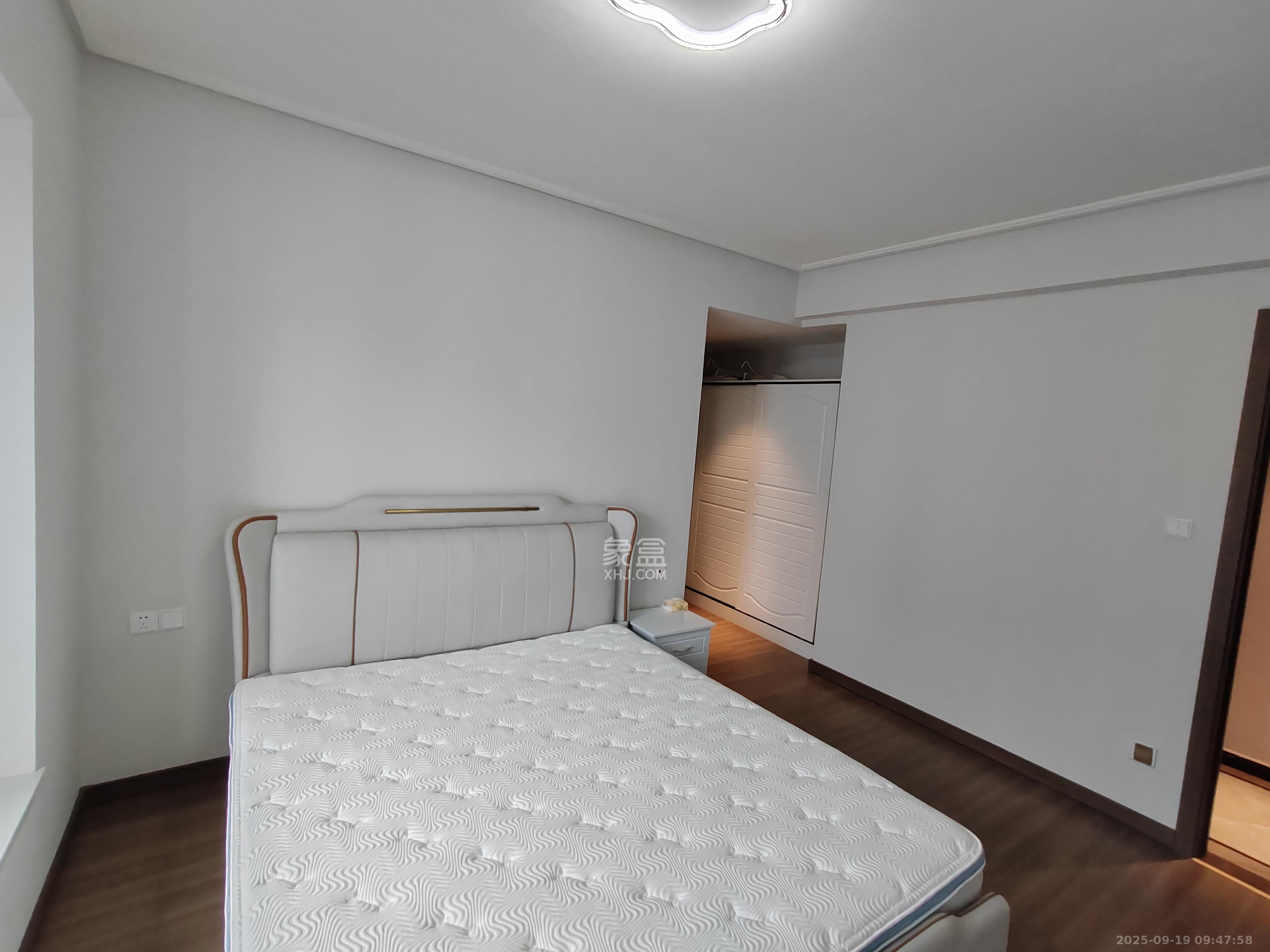 保利恒伟时光印象 4室2厅2卫 2700.0元/月 保利恒伟时光印象 4室2厅2卫 2700.0元/月室内图