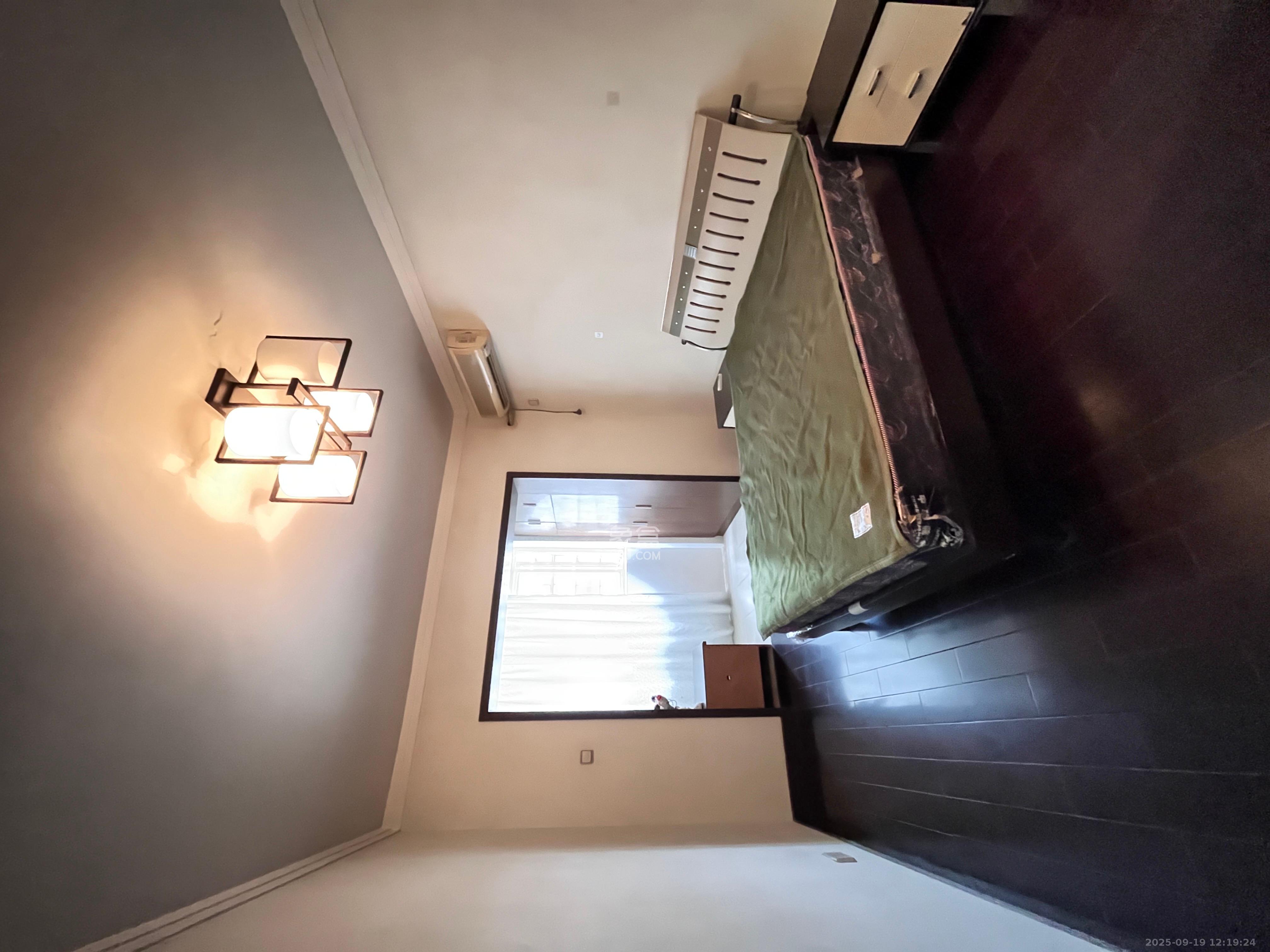 森宇佳园  4室2厅1卫    2400.0元/月室内图