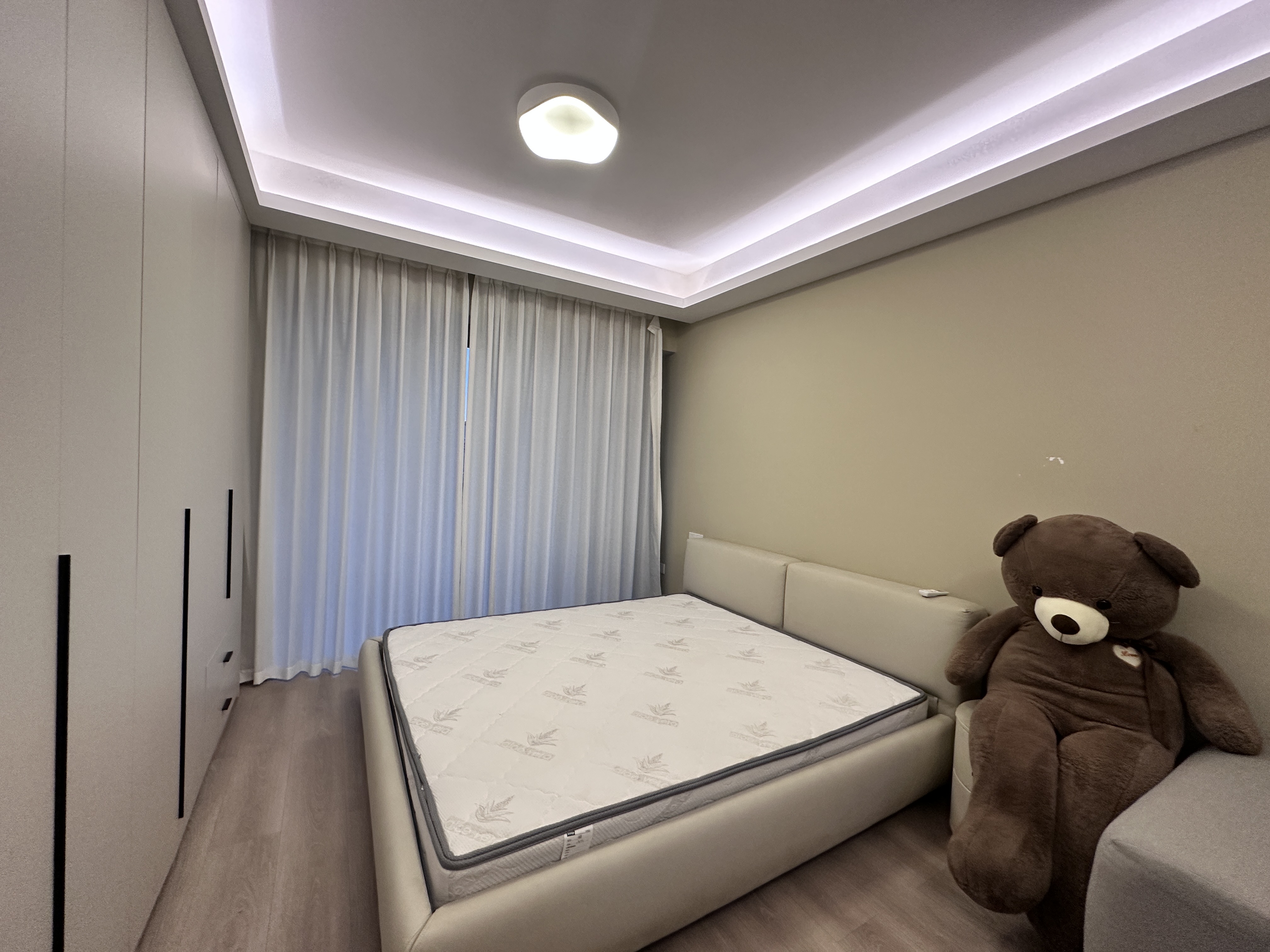 英伦首府金域豪廷 1室1厅1卫 1600.0元/月 英伦首府金域豪廷 1室1厅1卫 1600.0元/月室内图