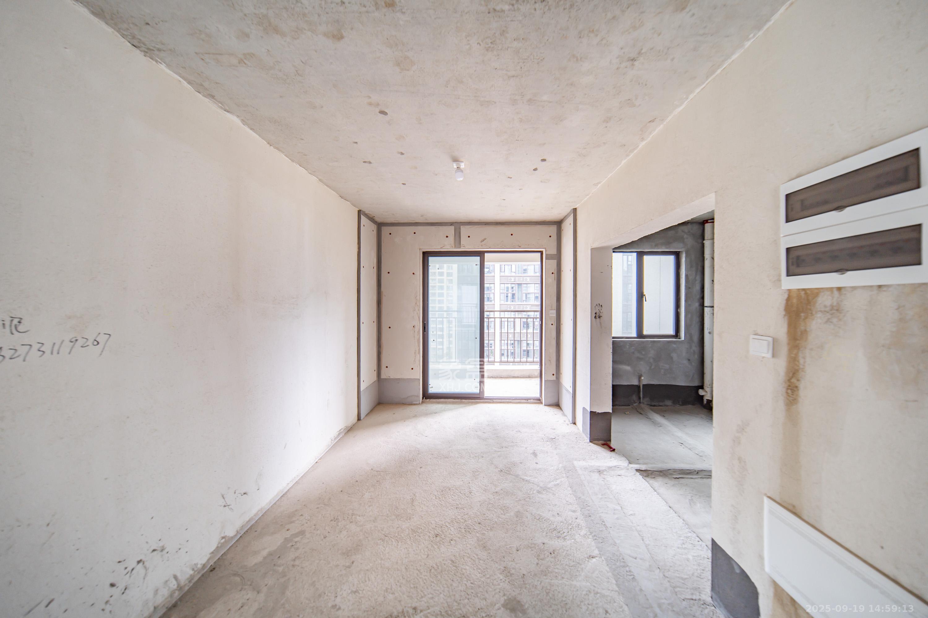 城发恒伟星雅韵（恒伟星辉苑）  4室2厅2卫    188.0万其他