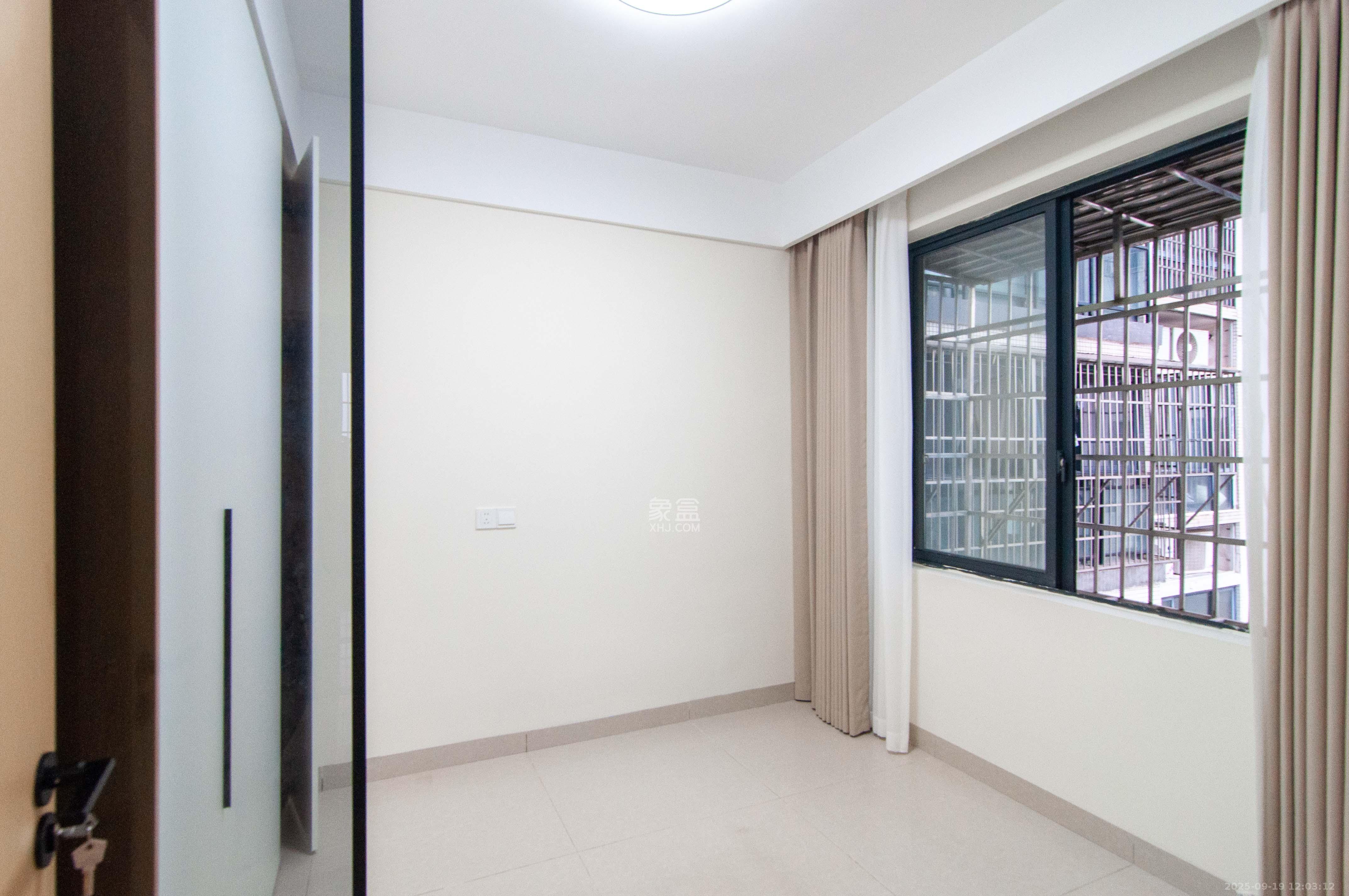 海林馨香雅苑  3室2厅1卫    76.8万其他