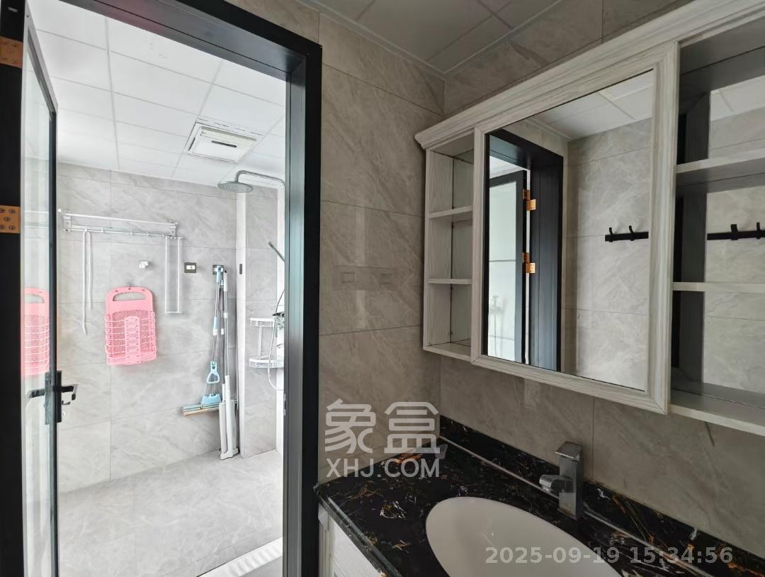 鑫远悦城（鑫远悦时代）  3室2厅1卫    3000.0元/月室内图