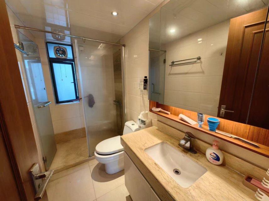 碧桂园滨海国际一期(2602地块) 3室2厅2卫 2700.0元/月 碧桂园滨海国际一期(2602地块) 3室2厅2卫 2700.0元/月室内图