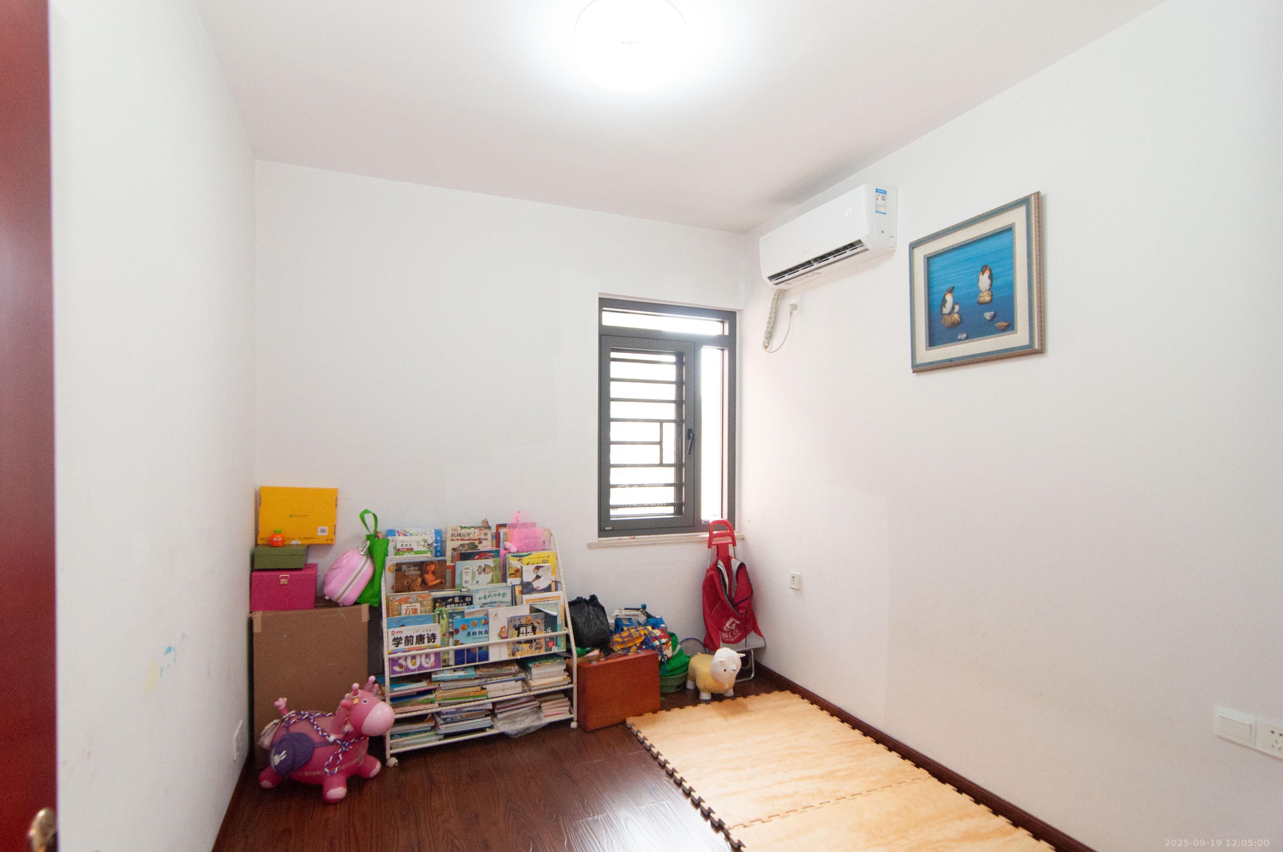 中房F联邦 3室2厅2卫 78.0万 中房F联邦 3室2厅2卫 78.0万其他