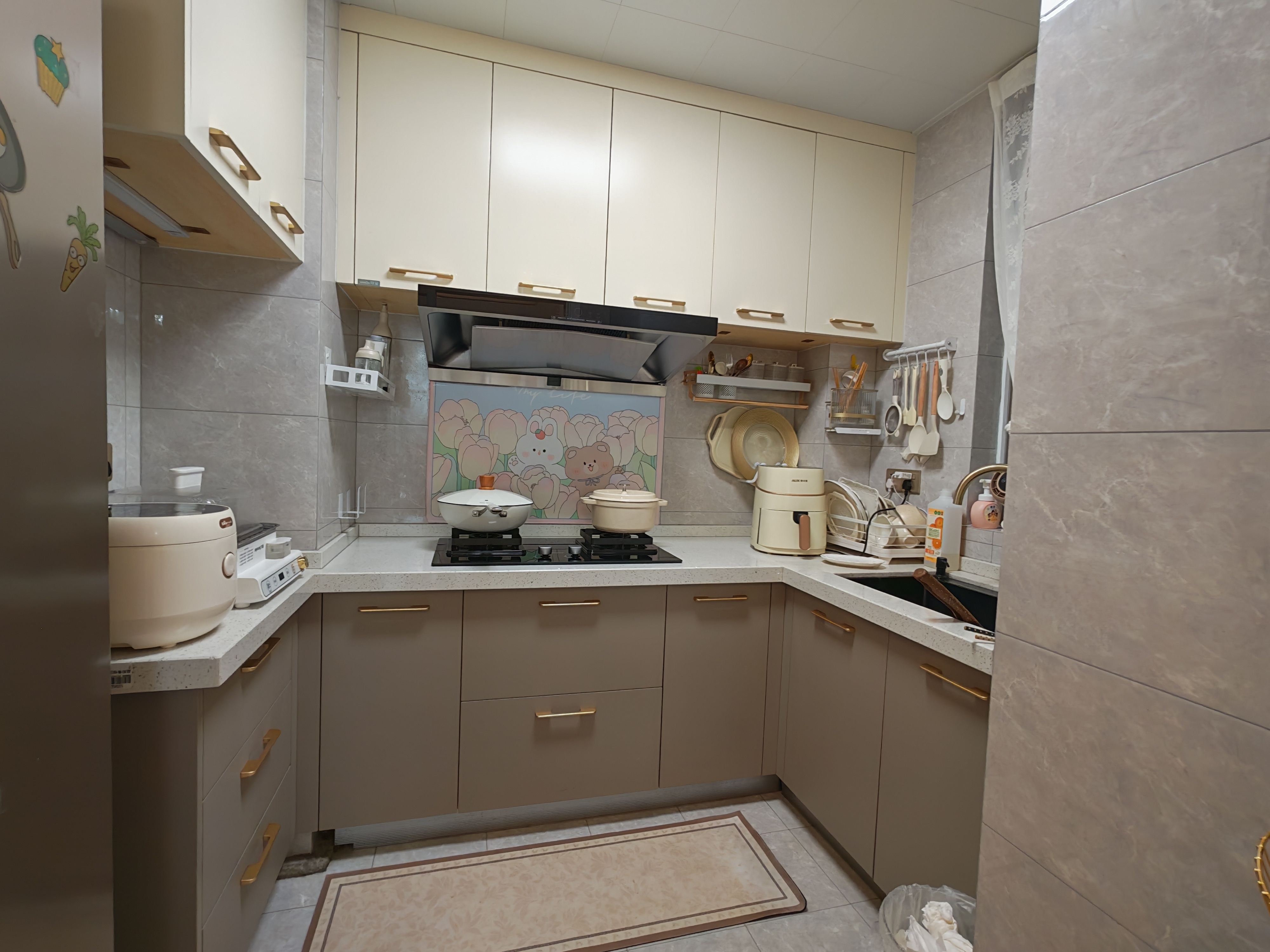 保利香槟国际  3室2厅1卫    69.8万室内图