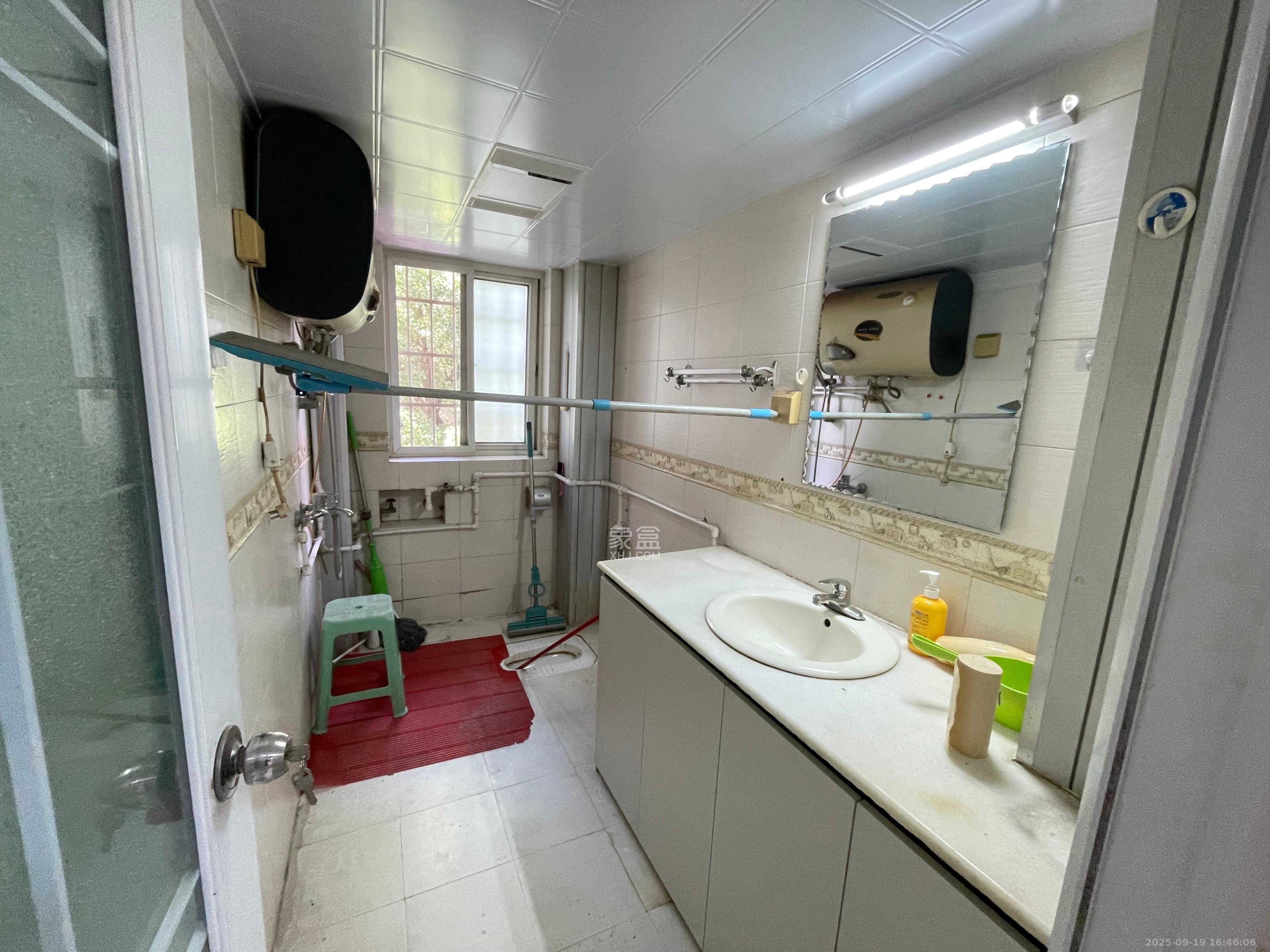 依星苑 2室1厅1卫 2100.0元/月 依星苑 2室1厅1卫 2100.0元/月室内图