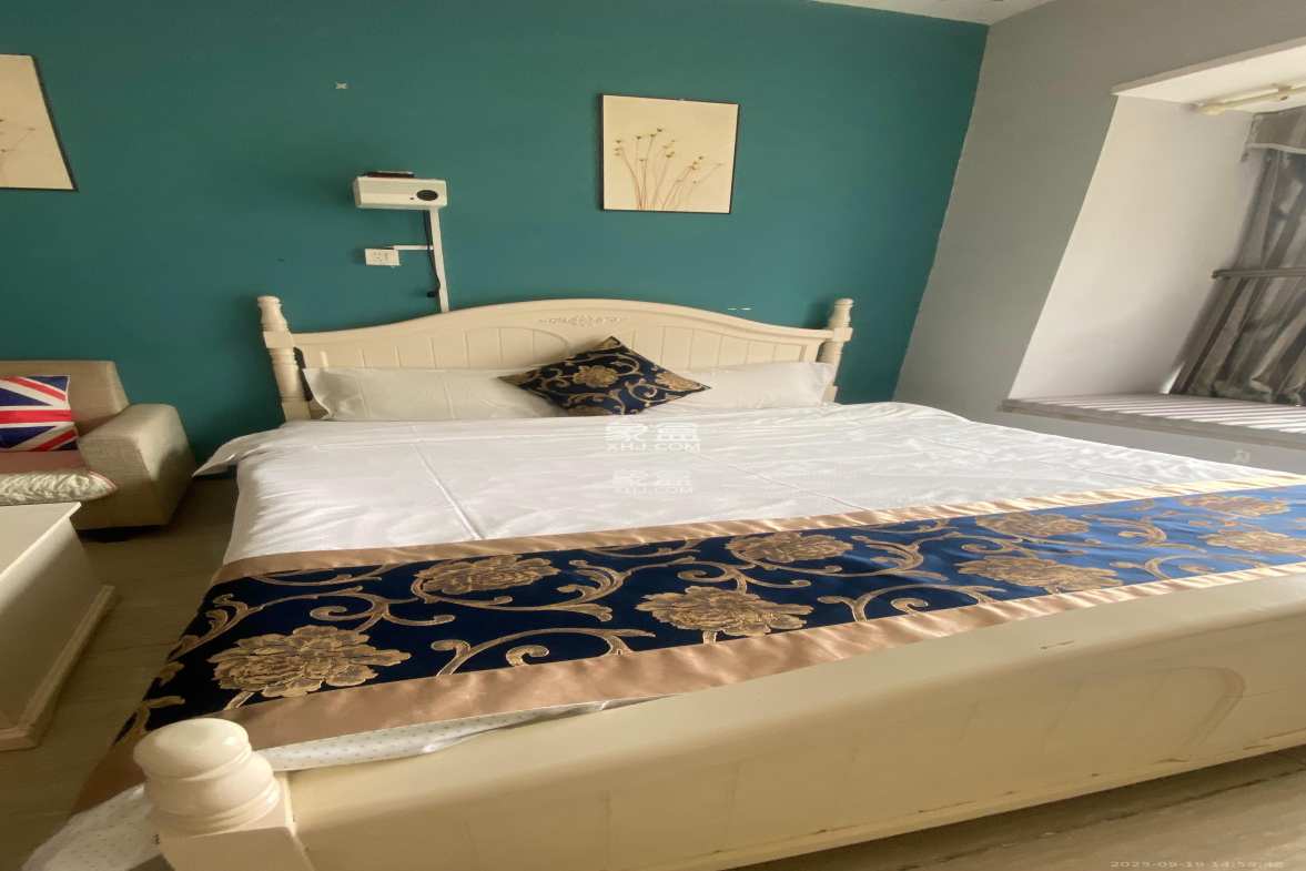 恒大国际广场  1室1厅1卫    1300.0元/月 恒大国际广场  1室1厅1卫    1300.0元/月室内图