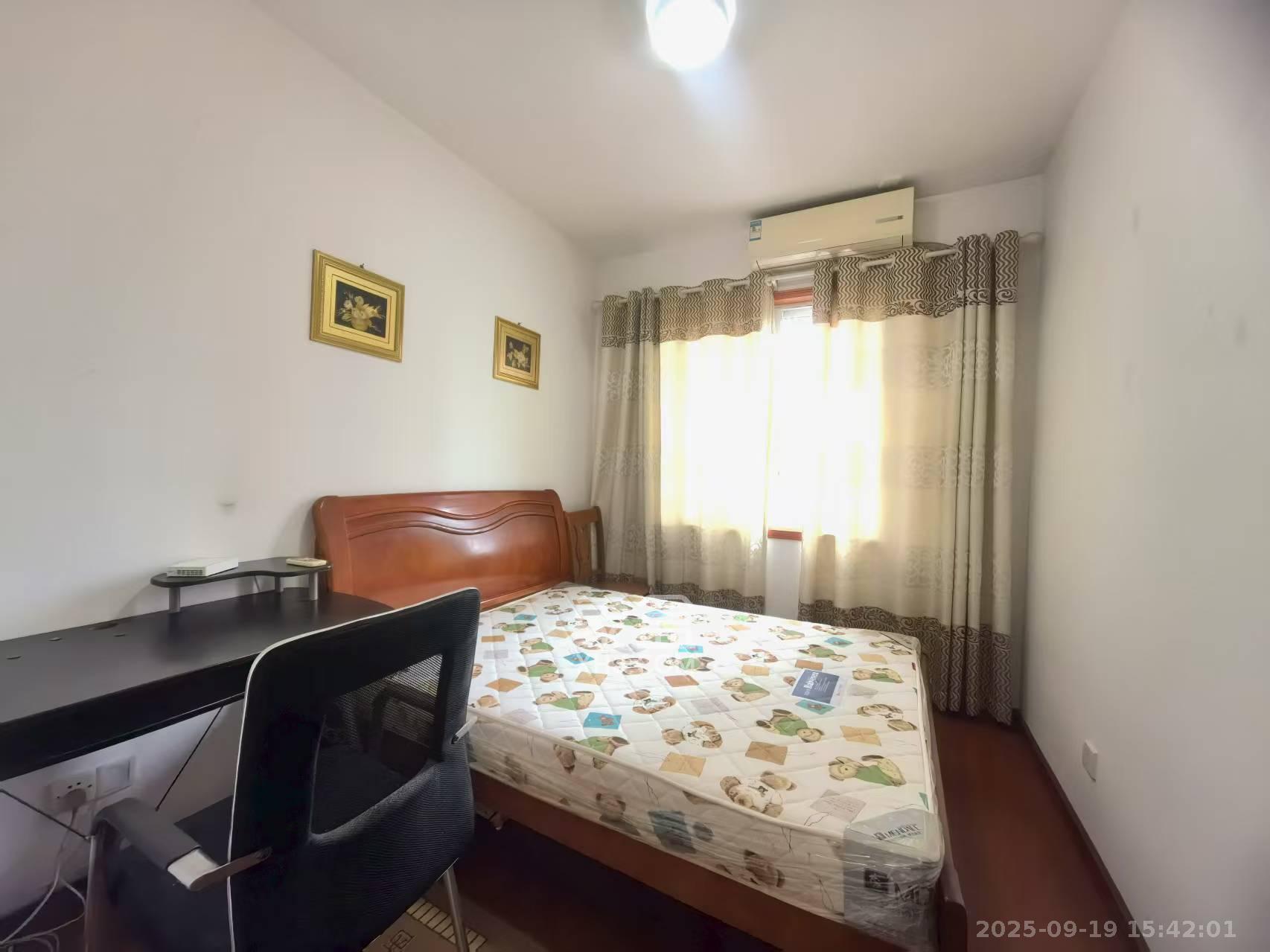 谷山庭院一期 3室2厅1卫 1800.0元/月 谷山庭院一期 3室2厅1卫 1800.0元/月室内图